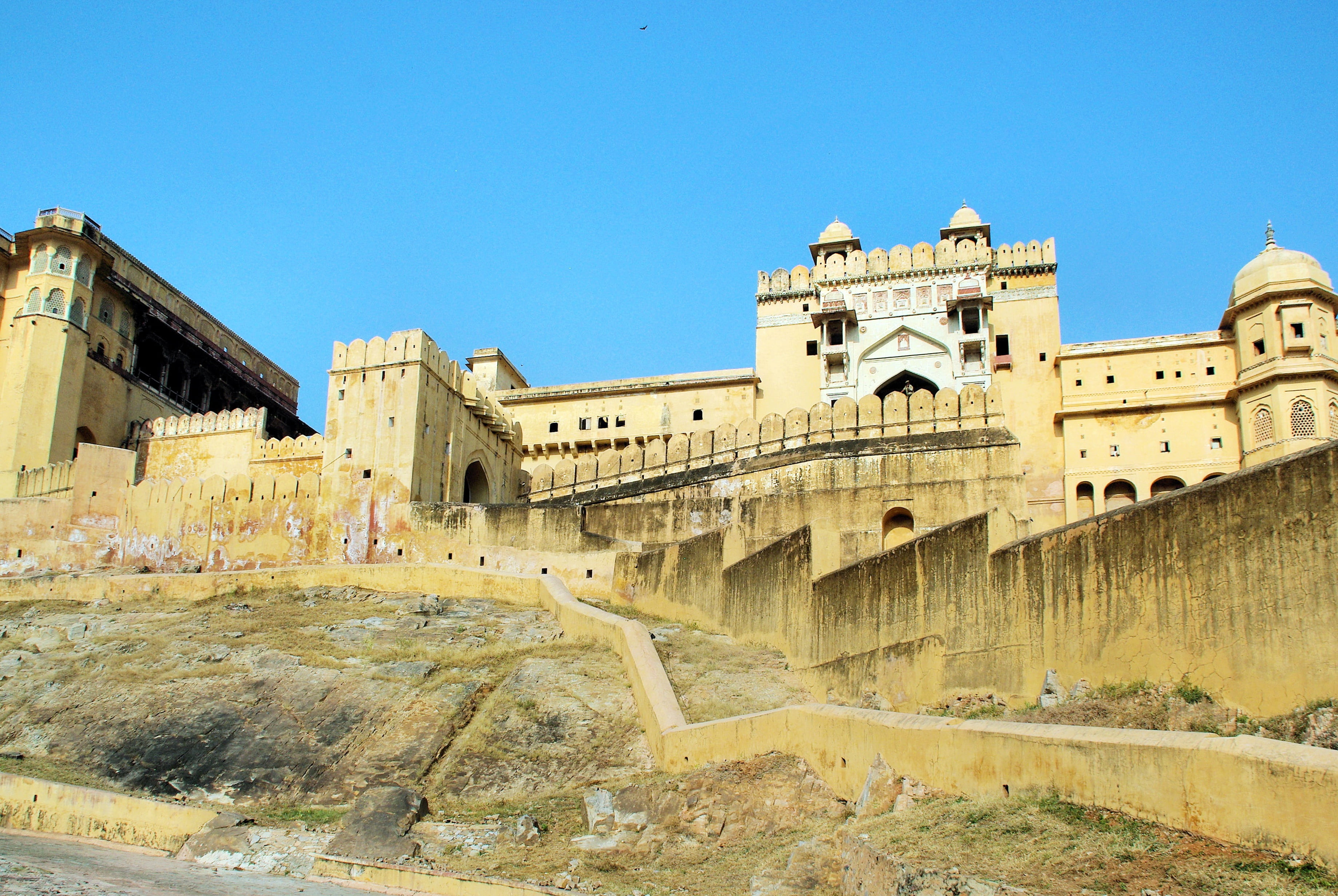 2K, day, travel destinations, concrete, beige, no people, architecture, the past, tourism, palace, history, ancient civilization, fort, fortress, facade, HD Wallpaper