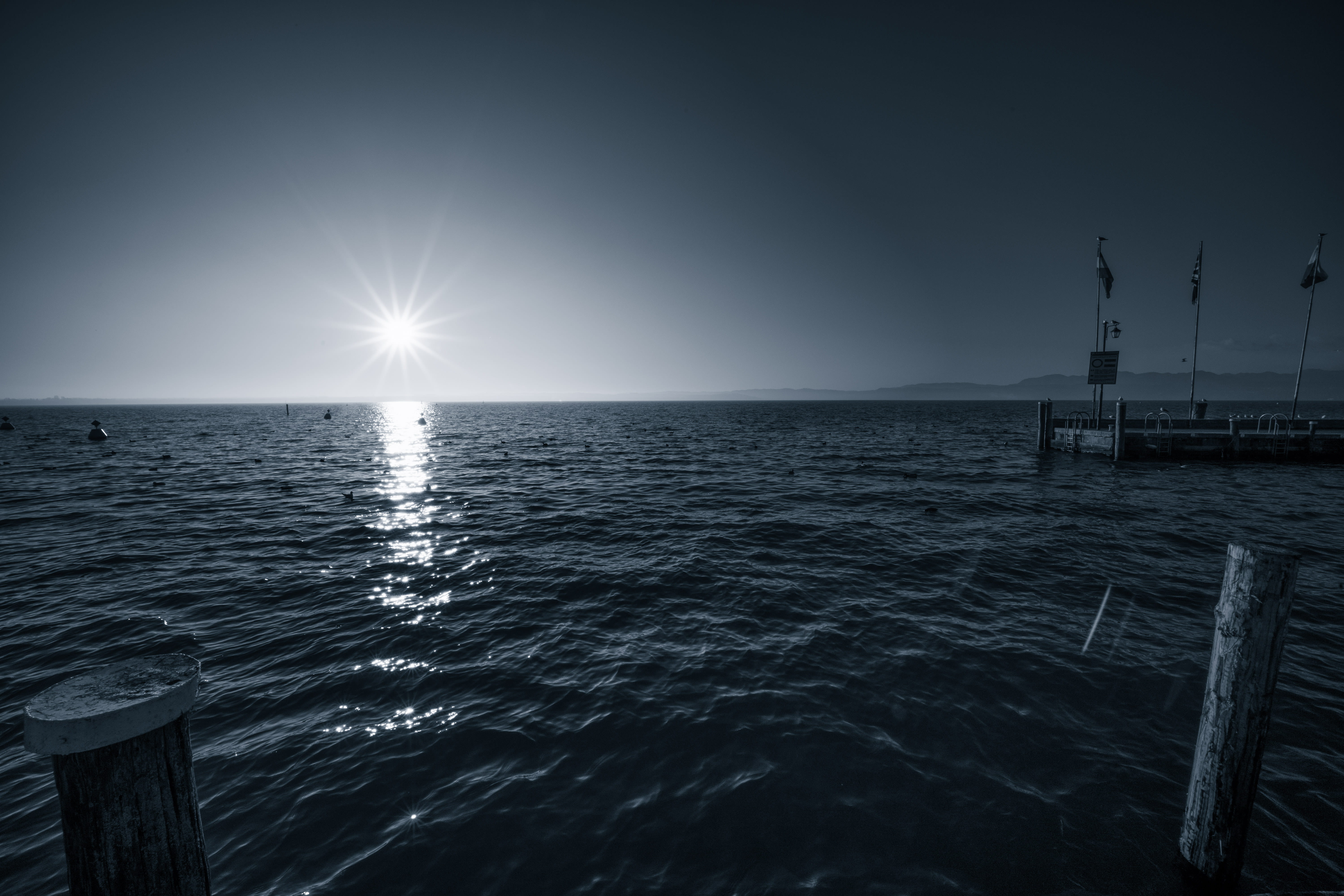 waterfront, horizon over water, calm, sunlight, 5K, sirmione, human, viale guglielmo marconi, water, tranquility, non-urban scene, light - natural phenomenon, HD Wallpaper