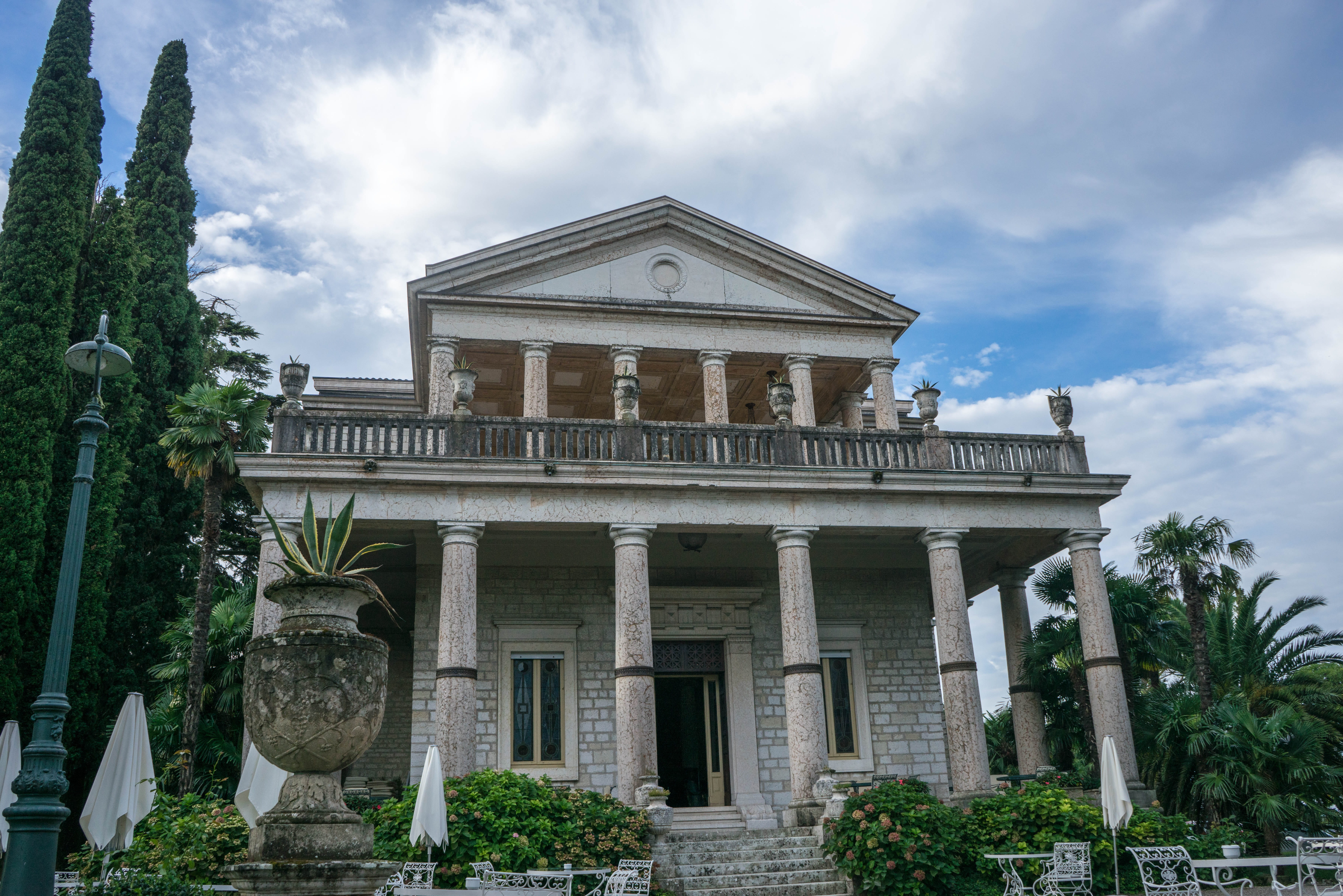 historic, day, design, no people, tree, built structure, history, plant, summer, building, travel, cloud - sky, holiday, italian, travel destinations, Italy, HD Wallpaper