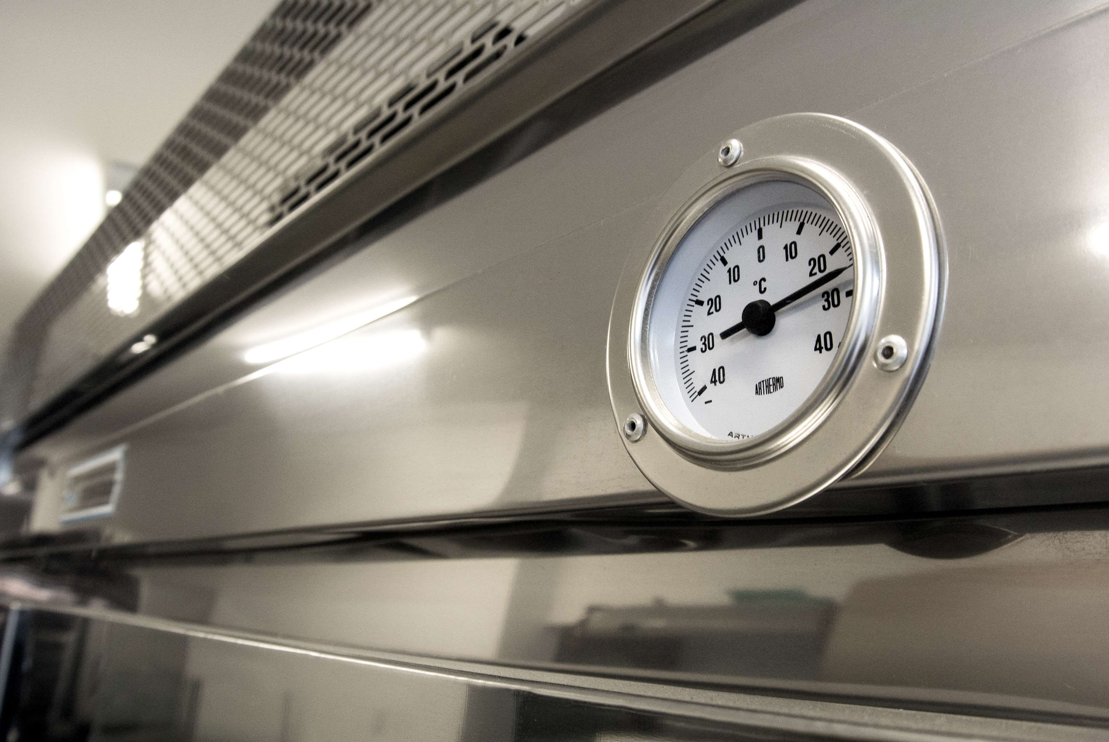 instrument of time, mode of transportation, zer, time, clock, vehicle interior, presion, number, illuminated, low angle view, technology, cold, fridges, HD Wallpaper