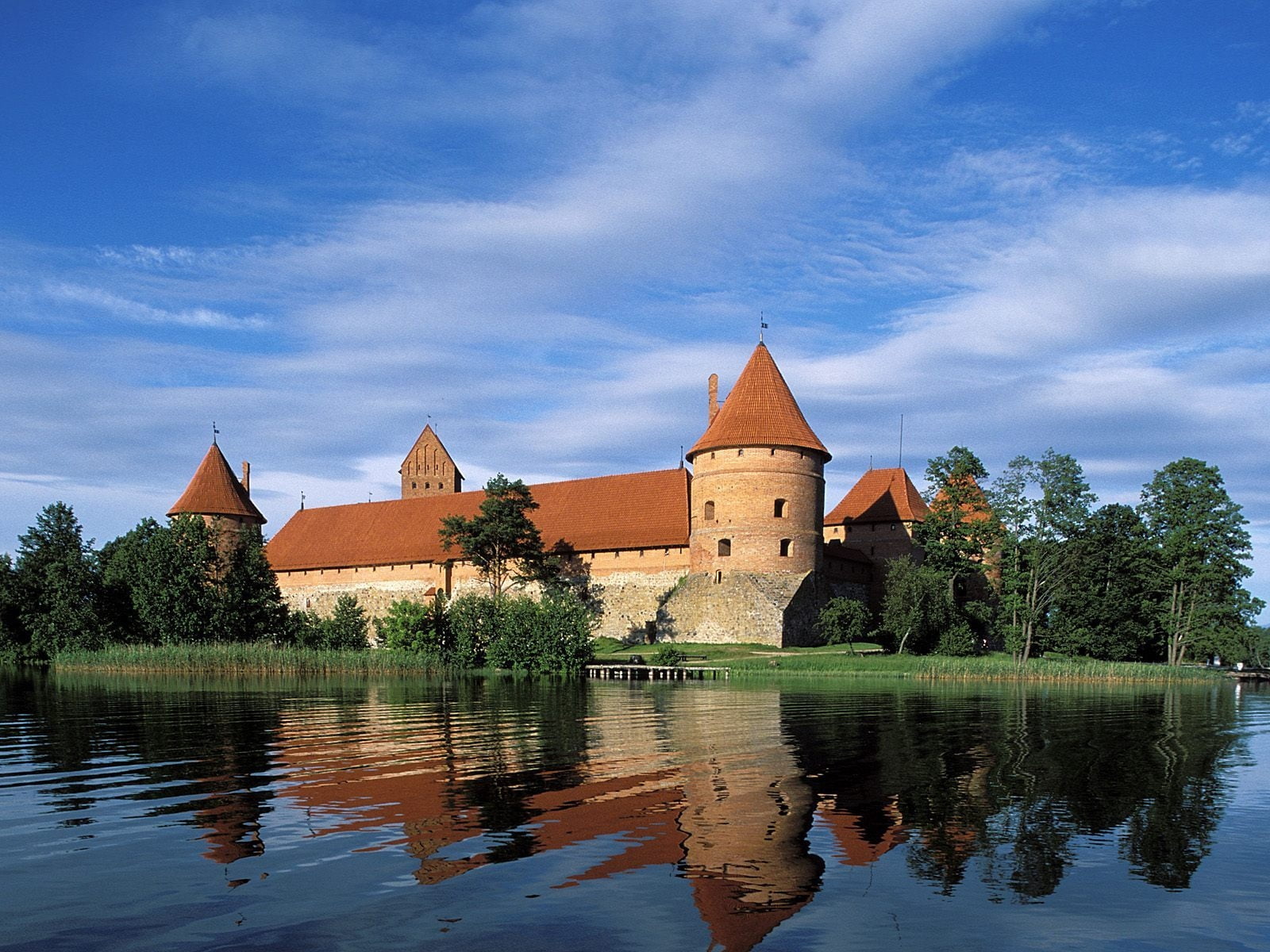 built Structure, summer, famous Place, plant, city, poland, water, architecture, europe, tree, the past, fort, river, urban Scene, spire, building, lake, HD Wallpaper