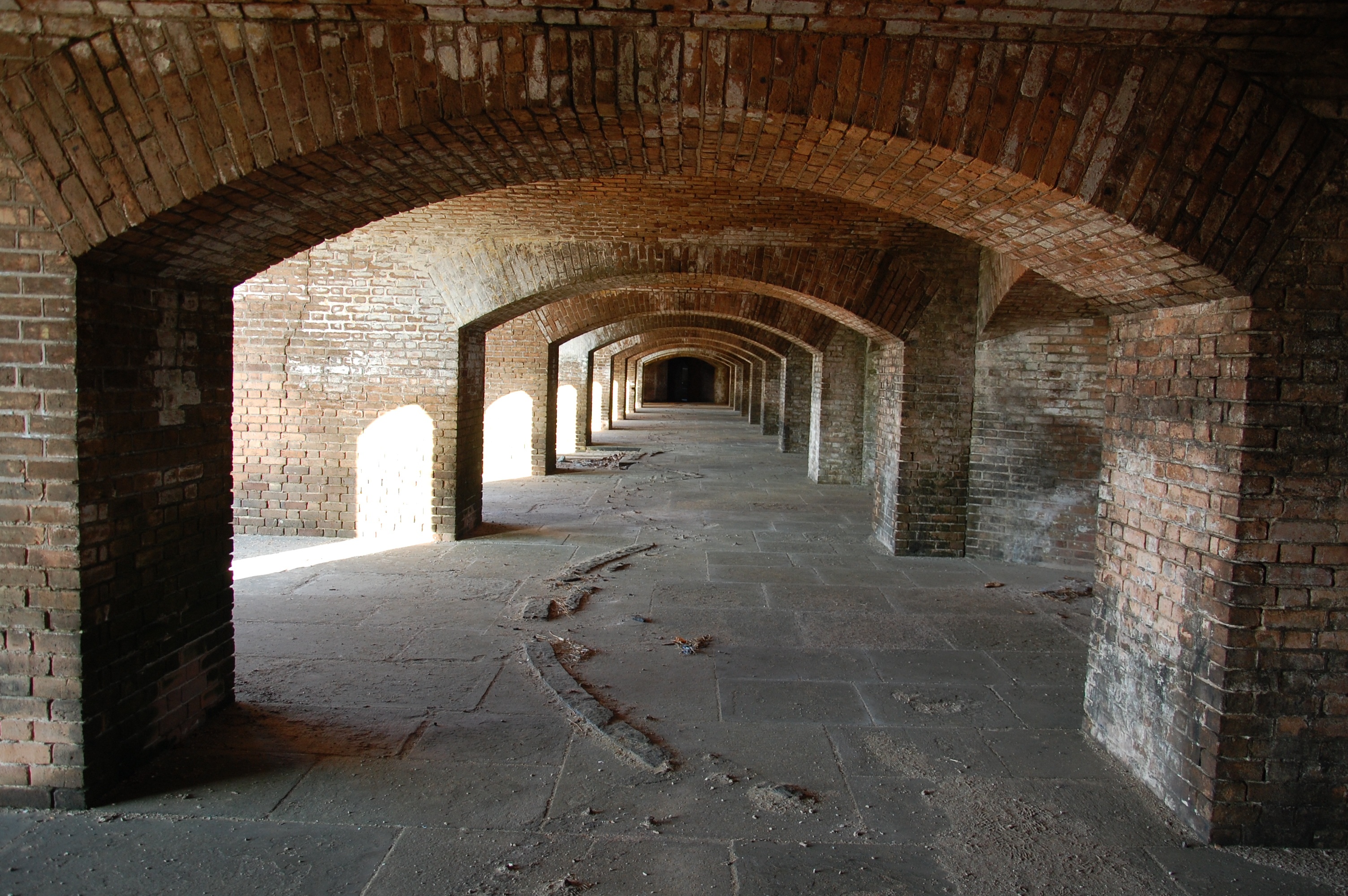 day, arched, empty, indoors, built structure, fort jefferson, archway, corridor, arch, old, the past, diminishing perspective, fort, the way forward, abandoned, HD Wallpaper
