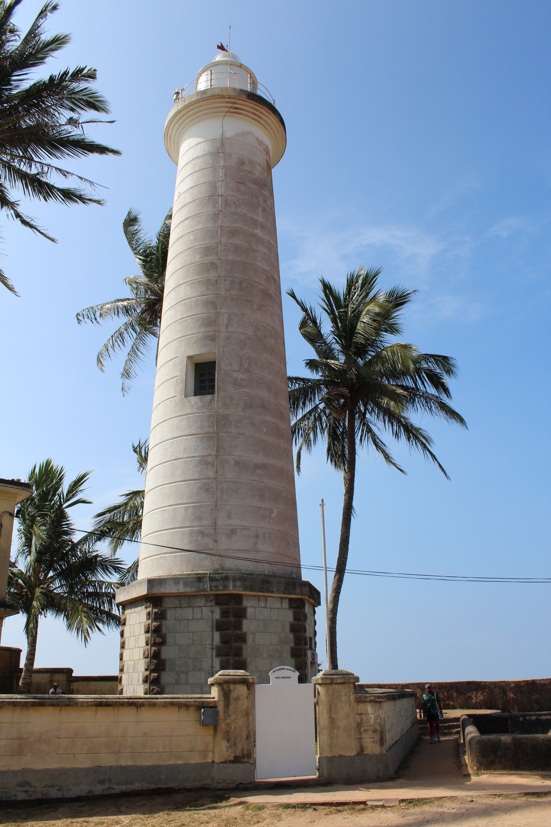 tower, guidance, low angle view, tropical climate, tree, day, coconut palm tree, palm tree, sri, direction, no people, sky, fort, outdoors, architecture, Phone HD Wallpaper
