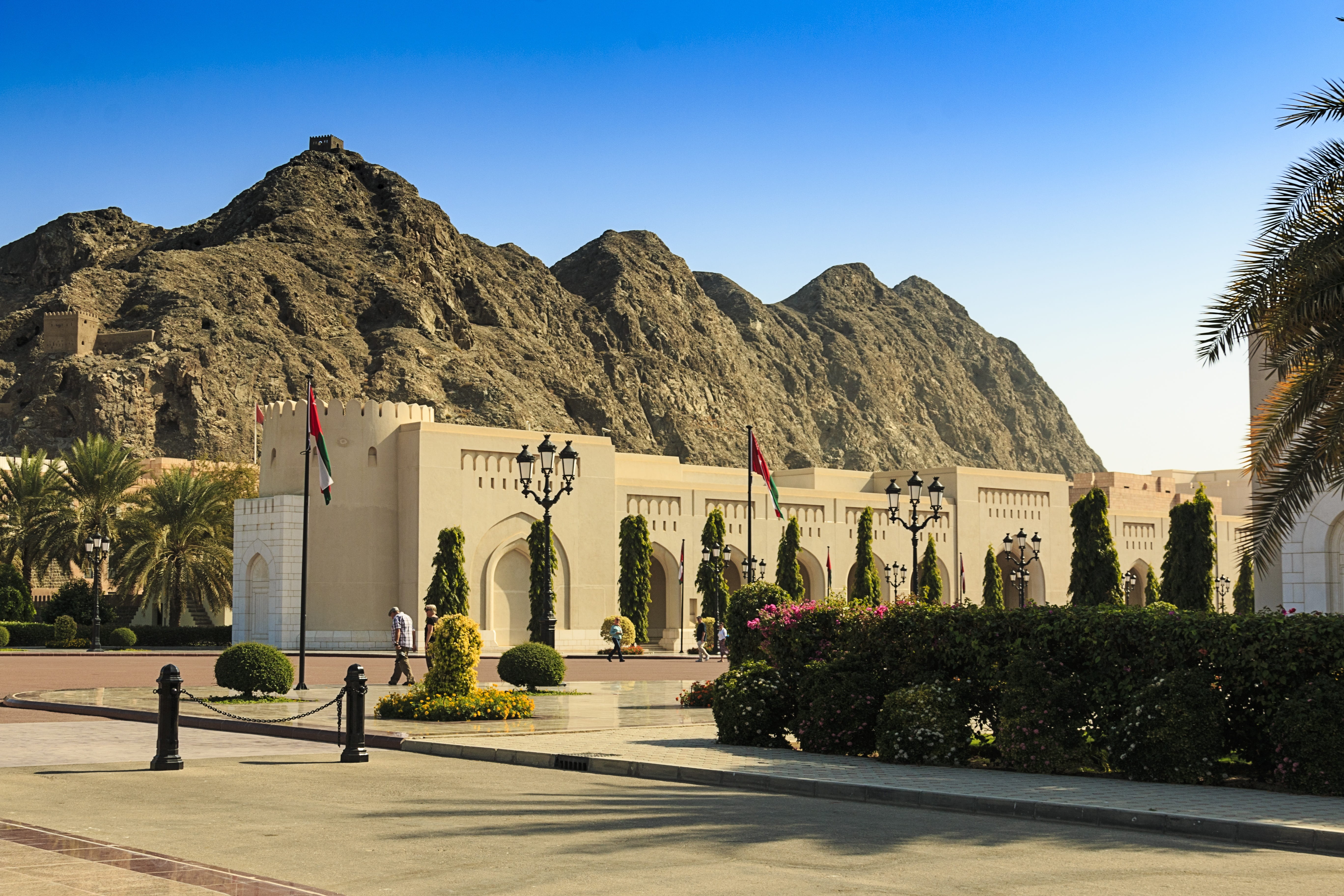 sky, government, travel destinations, no people, 5K, tourism, building exterior, built structure, mountain range, mountain, day, oman, plant, the past, HD Wallpaper