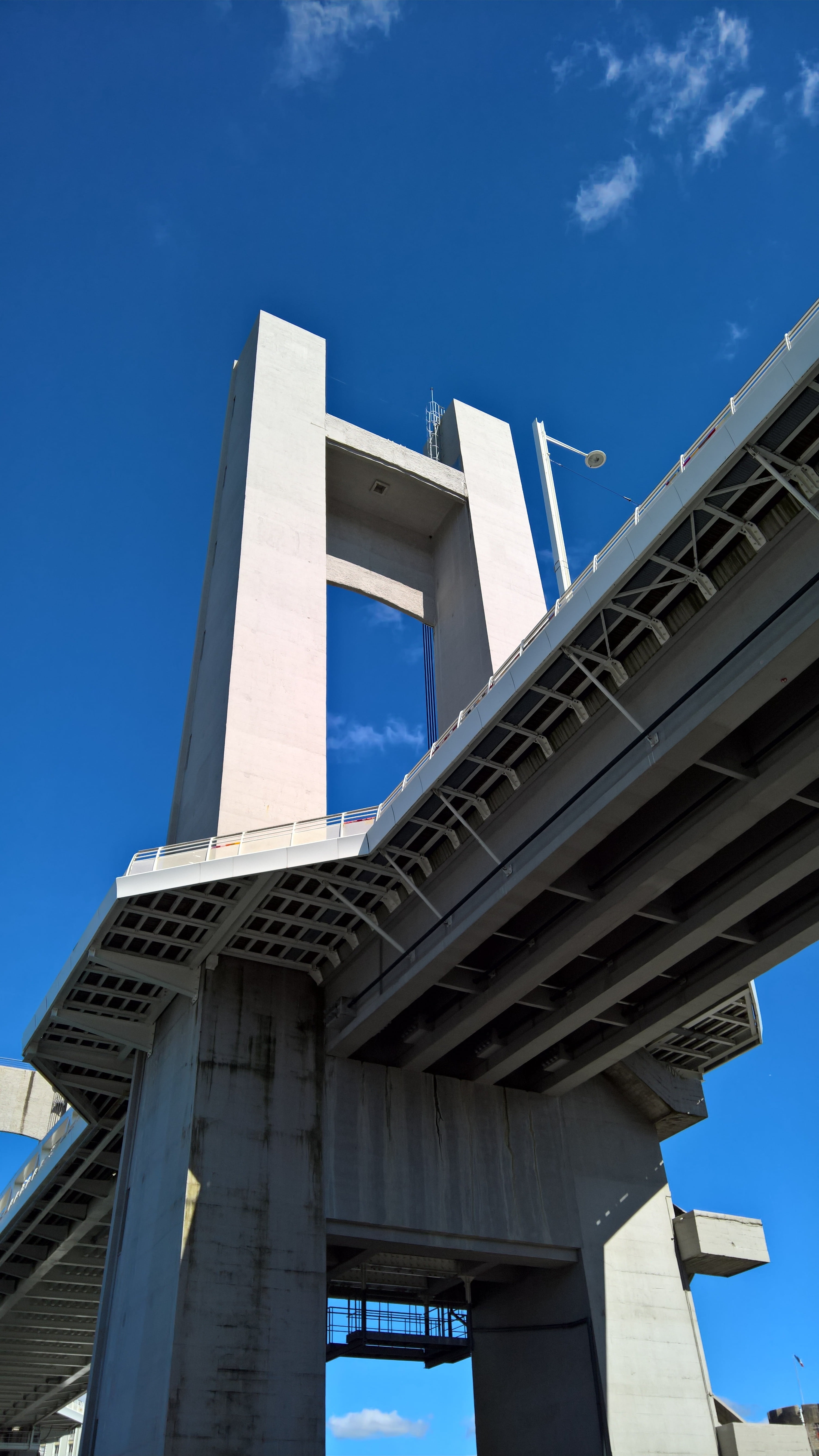 bridge - Man Made Structure, bridge, architectural column, finistère, clear sky, blue, france, day, city, overpass, built Structure, brest, brittany, city gate, Phone HD Wallpaper