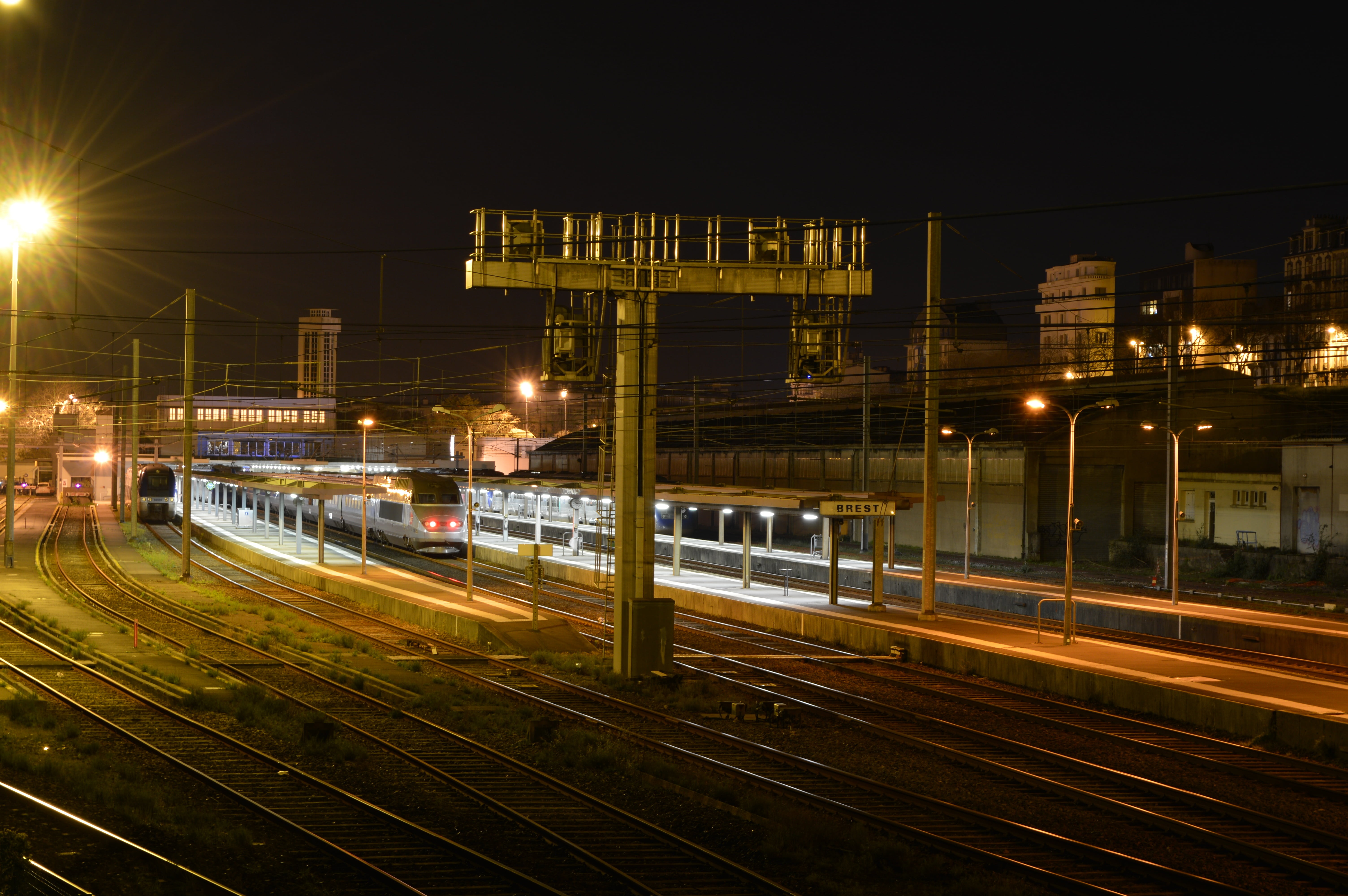 train, brest, france, mode of transportation, arrival, train - vehicle, railroad station, brittany, railroad car, street, night, railroad track, finistère, HD Wallpaper
