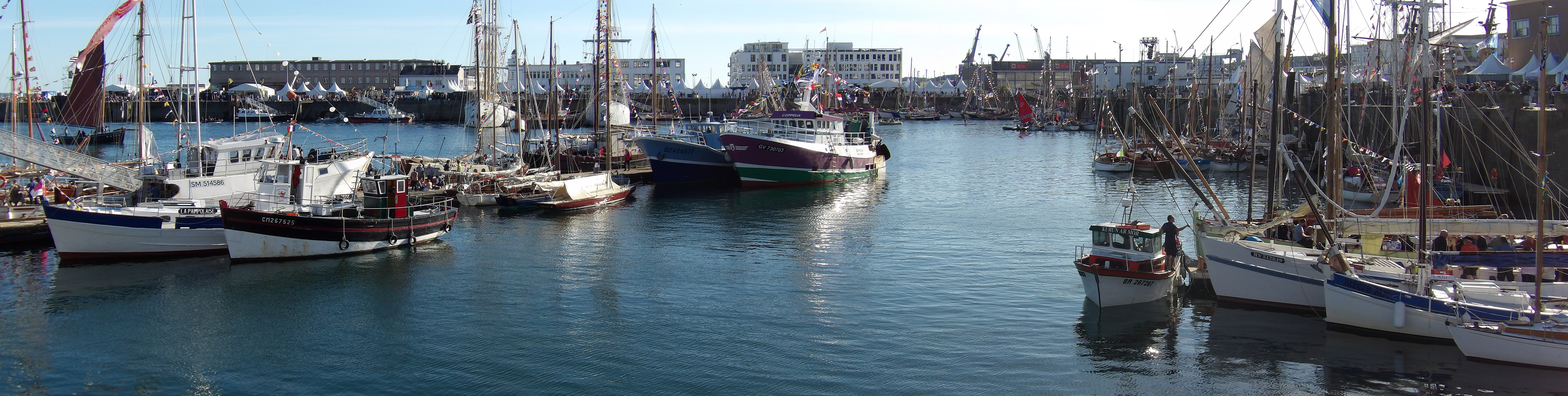 pier, moored, france, brittany, outdoors, harbor, anchored, brest, transportation, ocean, no people, port, sailing, city, ship, day, fisherman boat, craft, HD Wallpaper