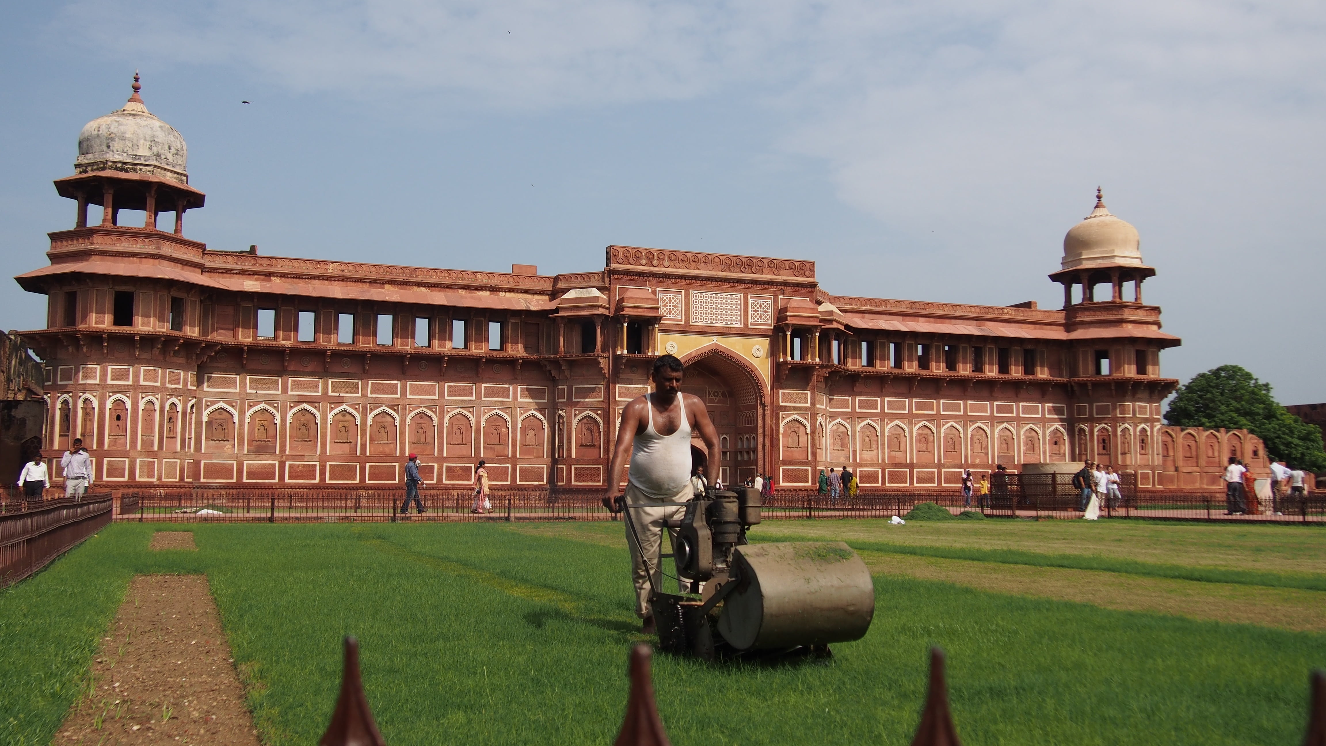 india, built structure, care, gazon, sky, architecture, lawn mower, grass-cutter, green color, 4K, travel, building exterior, grass, real people, history, HD Wallpaper