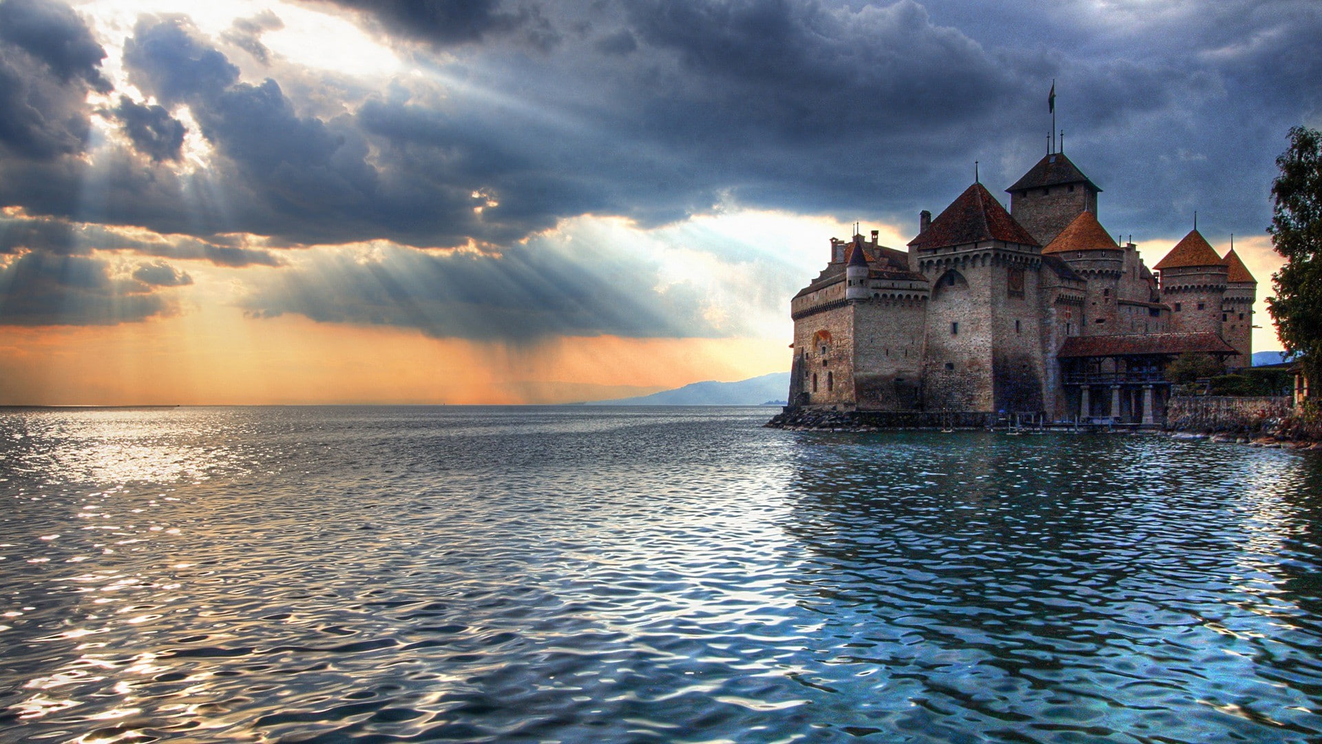 castle, waves, sunlight, chillon, sun rays, clouds, 1080P, Switzerland, sea, water, HD Wallpaper