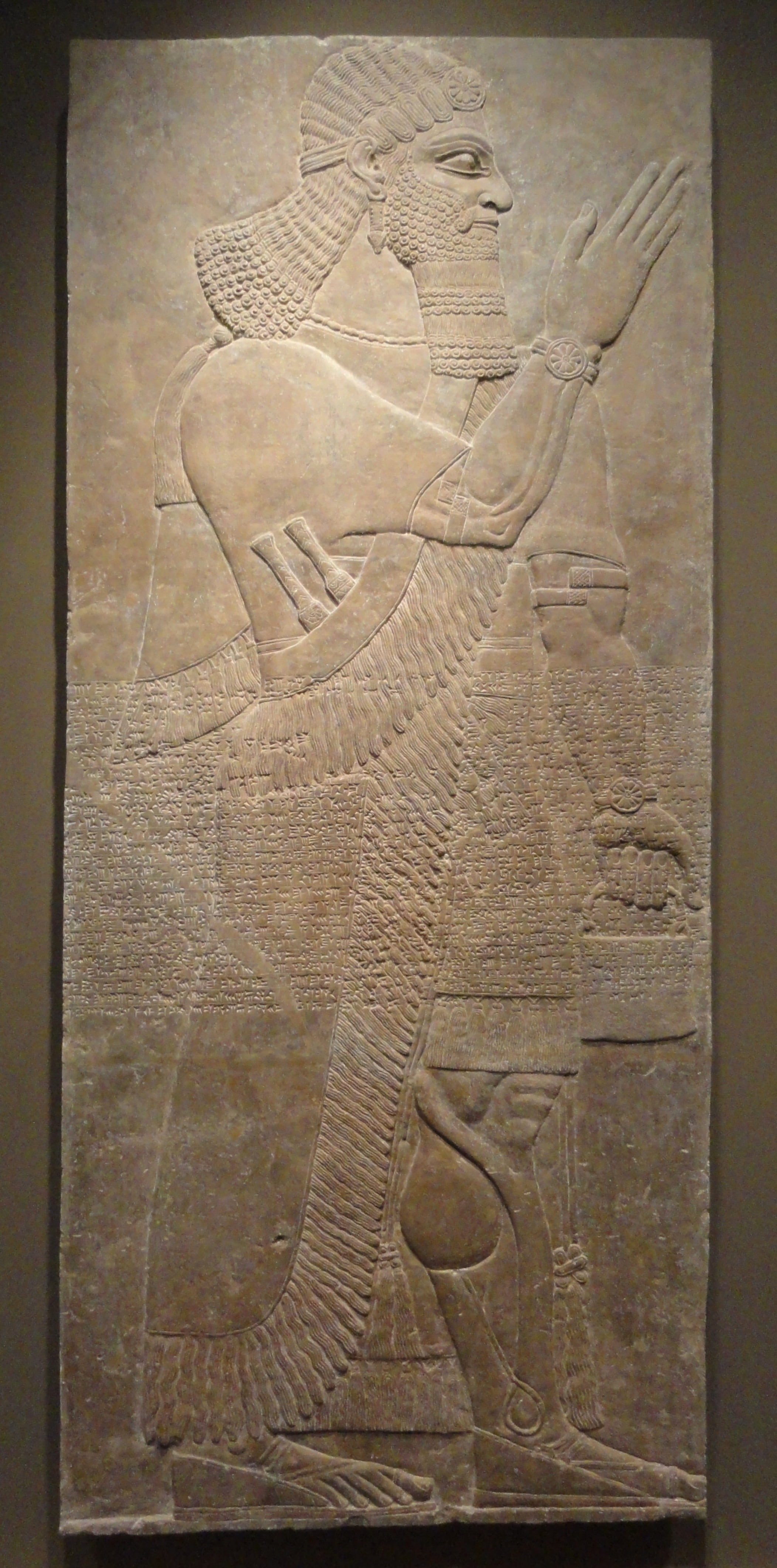 historic, architecture, male likeness, sculpture, belief, 4K, spirituality, place of worship, old, assyrian, no people, human representation, bas relief, Phone HD Wallpaper