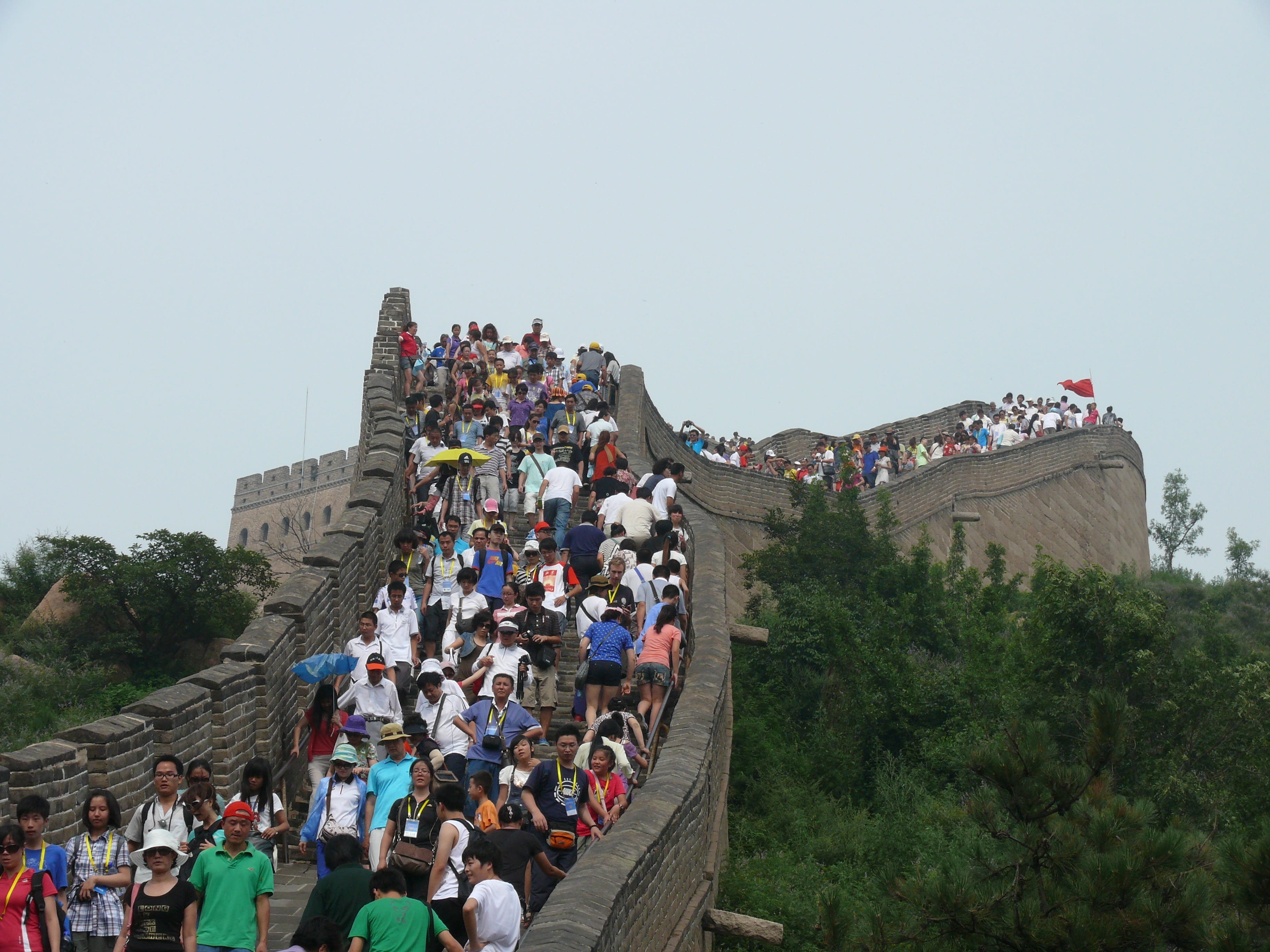 Wall, wall, Great, men, nature, leisure activity, great, 2K, women, architecture, crowd, built structure, Tourists, adult, day, sky, tree, plant, large group of people, HD Wallpaper
