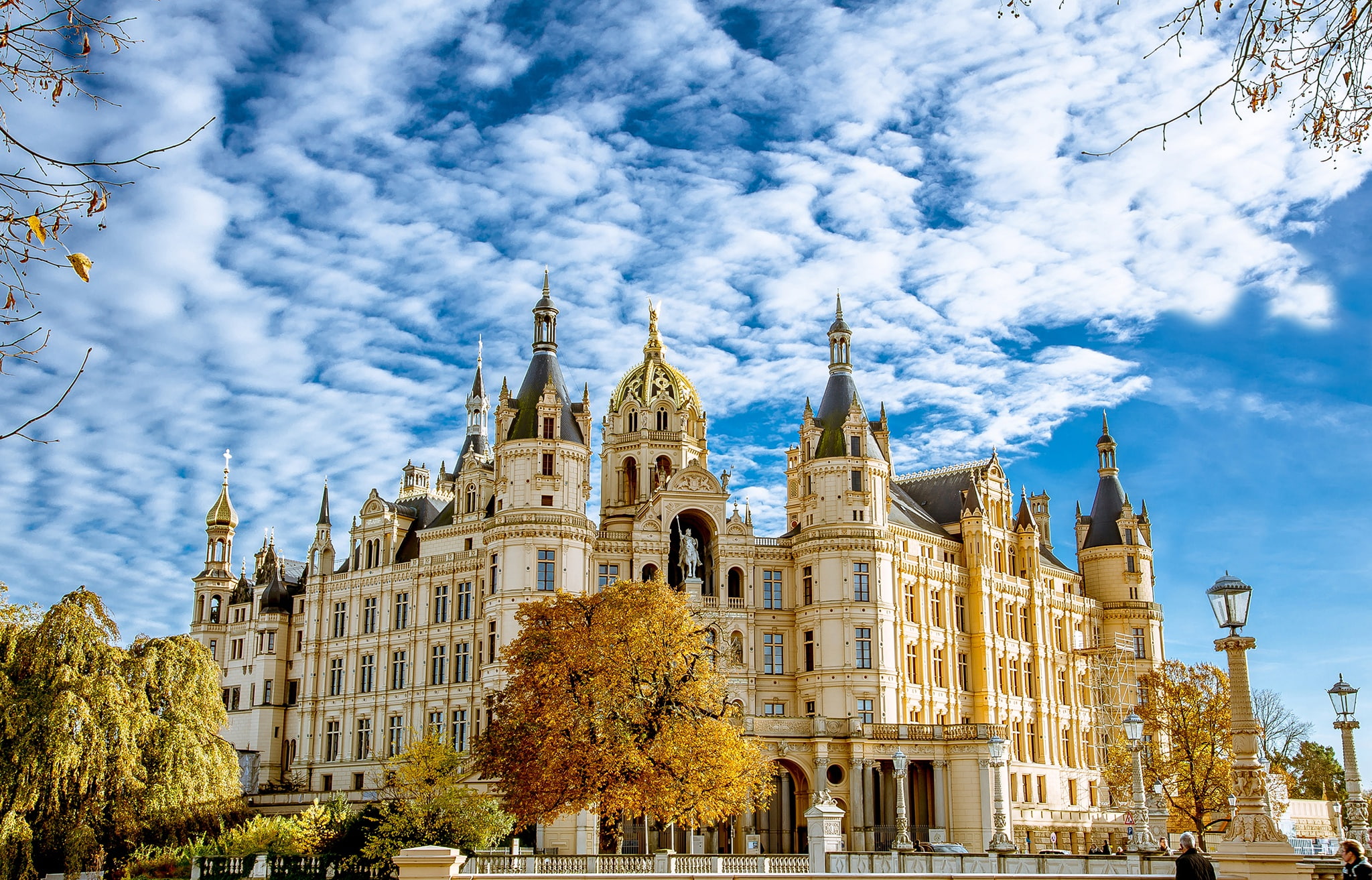 clouds, the sky, autumn, Germany, Schwerin, 1080P, Palace, the sun, trees, HD Wallpaper