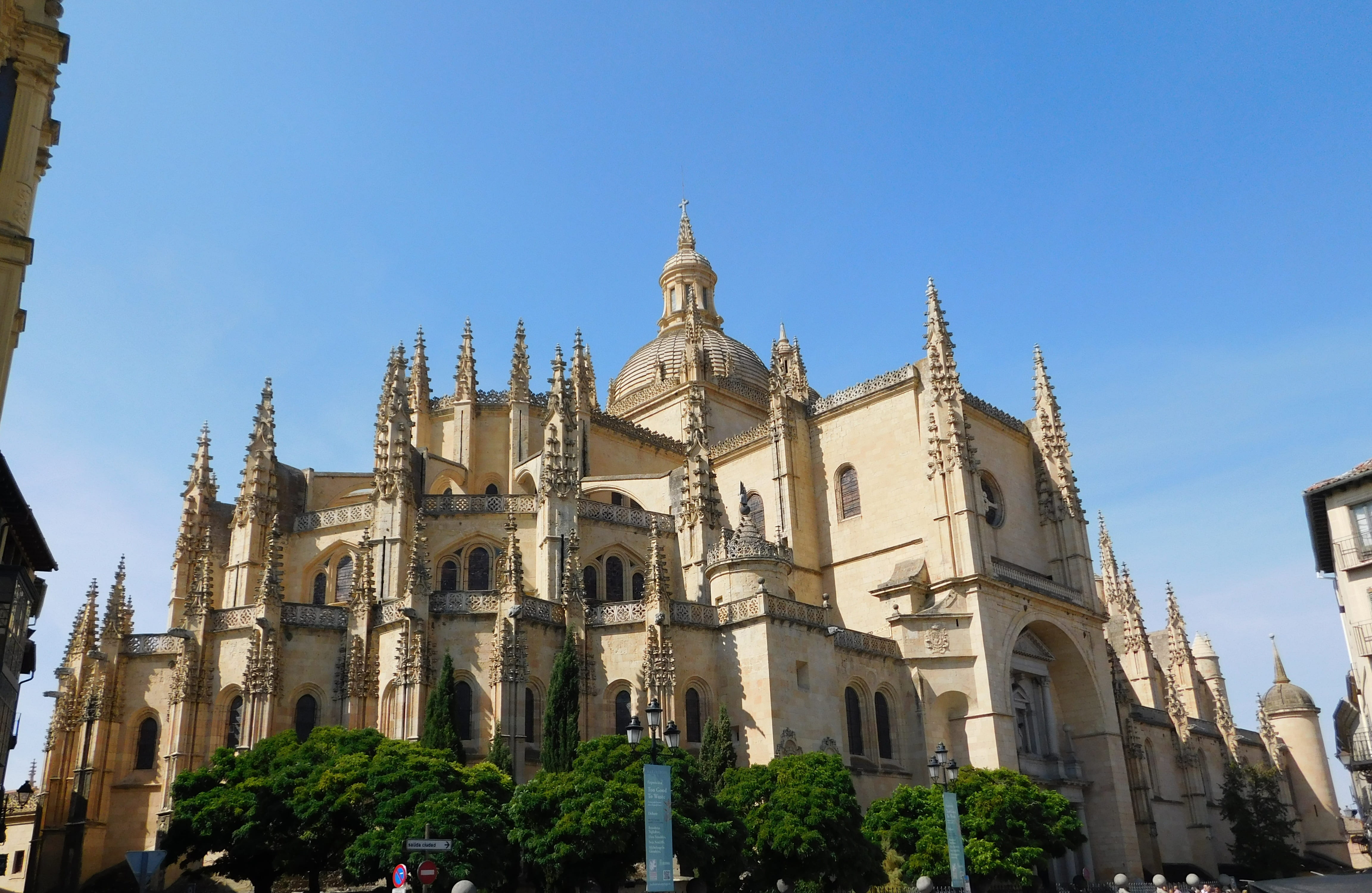 built structure, the past, heritage, 4K, unesco, building, famous, no people, gothic, spirituality, spire, belief, castilla, architecture, plant, catedral, HD Wallpaper