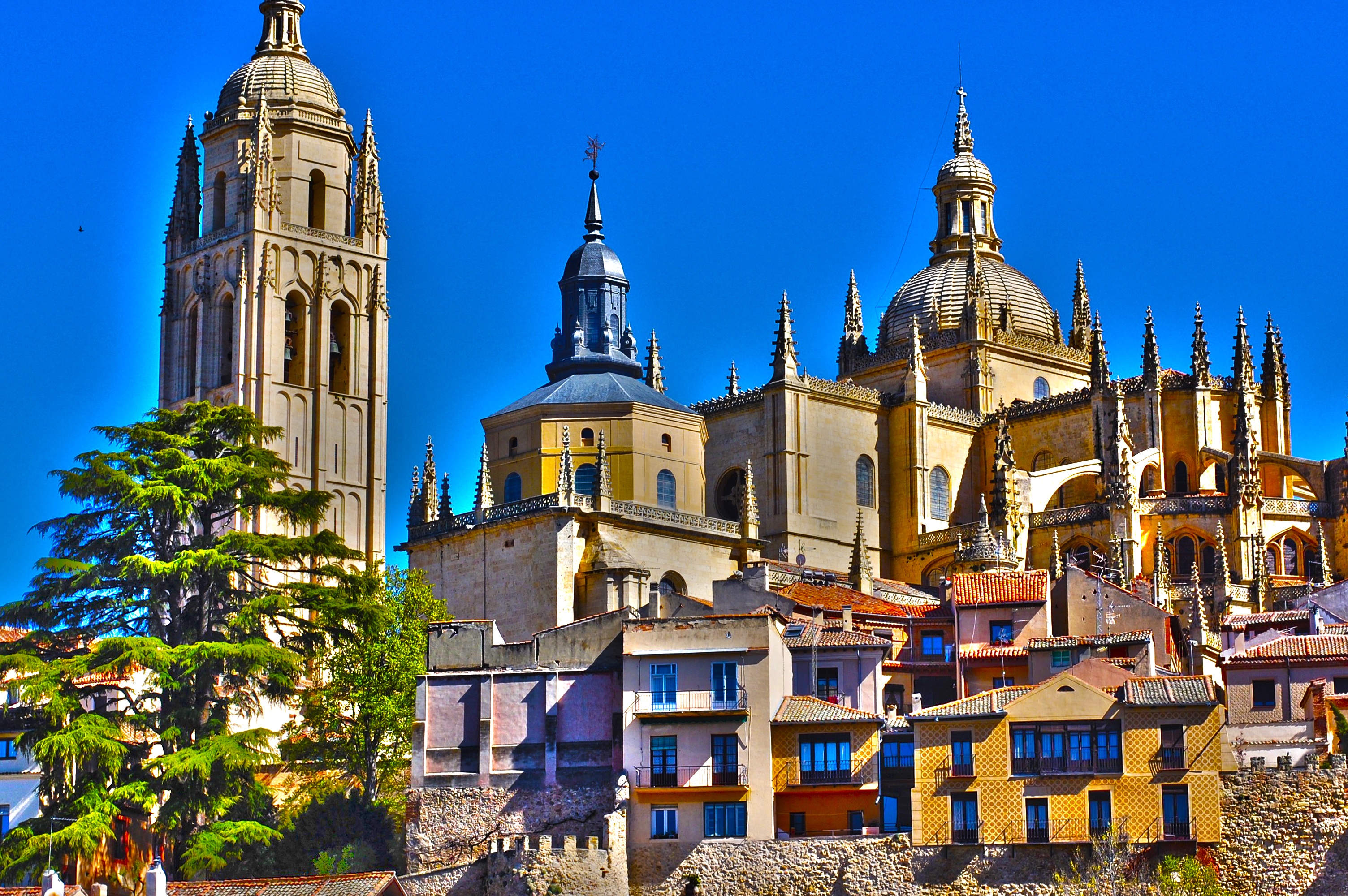 segovia, historical, building, cathedral, castilla, built structure, tower, clear sky, sky, place of worship, nature, outdoors, the past, religion, spain, HD Wallpaper