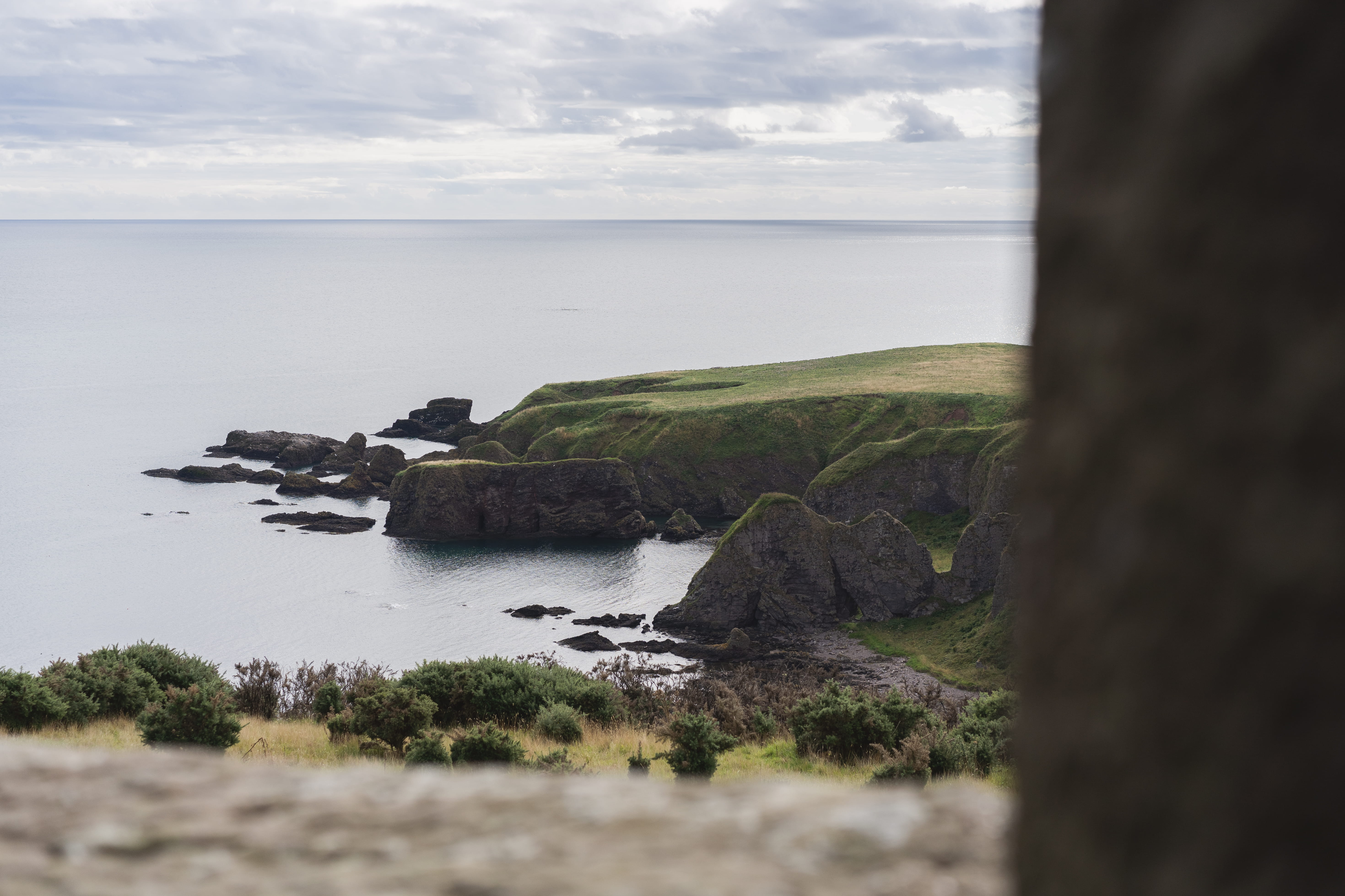 nimbus, grey, tranquil scene, land, cliff, rock - object, water, horizon, stonehaven, beach, rocky coastline, united kingdom, scenery, rock, cave, ocean, HD Wallpaper