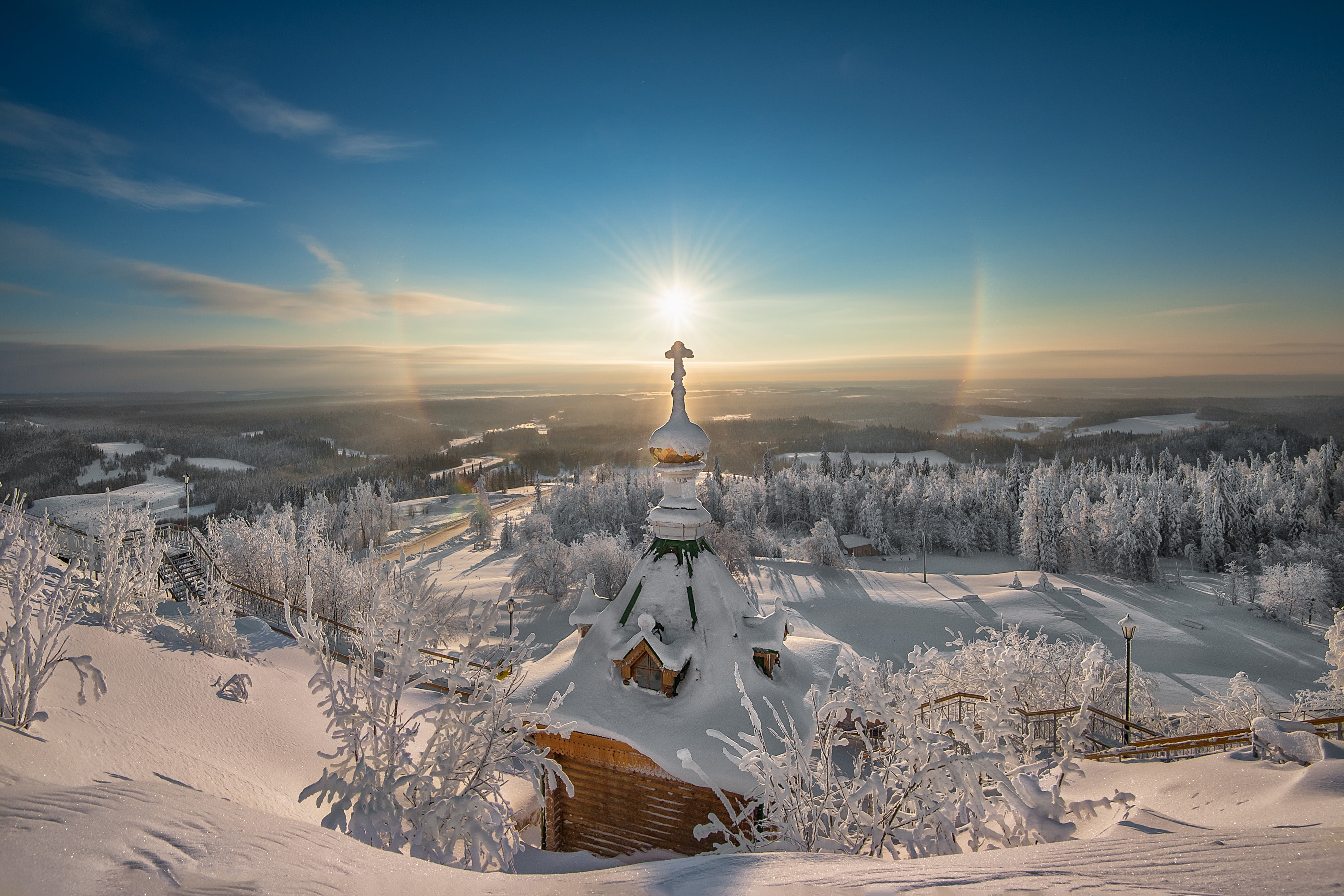 sunrise, Christmas, 2K, sun, scenics, dal, tree, outdoors, statue, sport, forest, vlad855, environment, the monastery, vacations, people, beauty, snow, HD Wallpaper