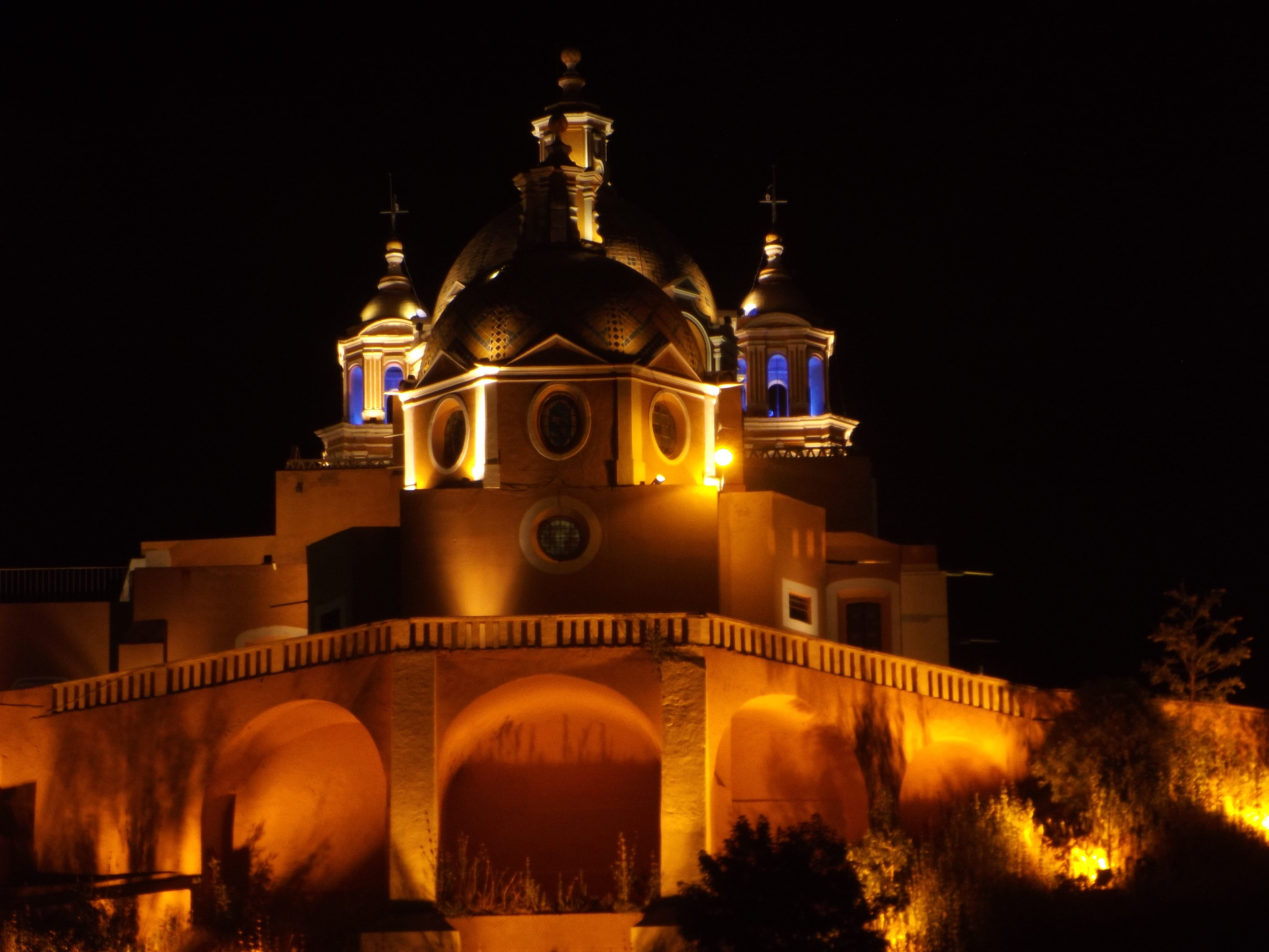 building, religion, tree, culture, 4K, belief, the past, mexico, building exterior, history, illuminated, cholula, architecture, spire, tourism, no people, HD Wallpaper