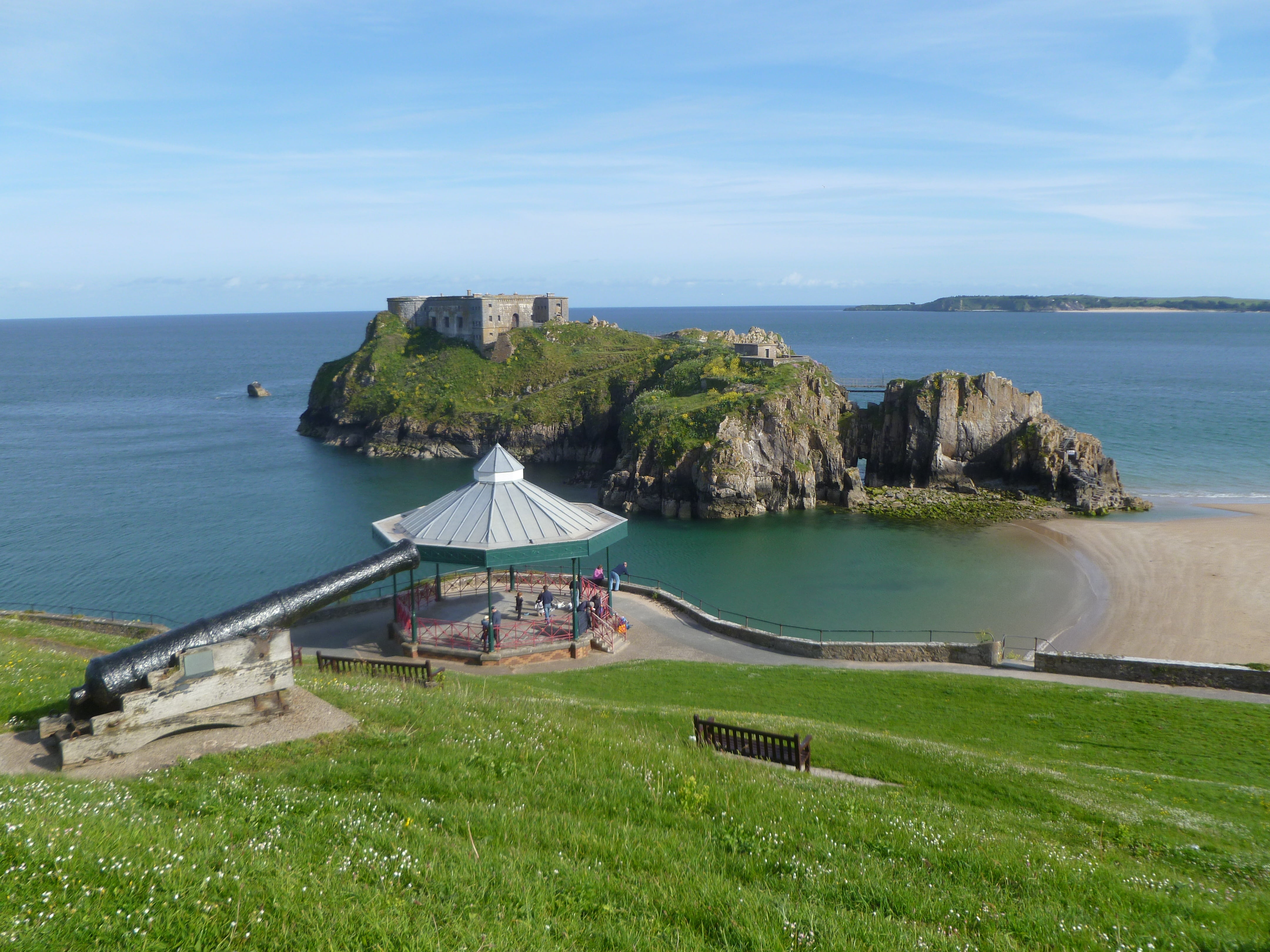sea, tenby, tranquil scene, tranquility, day, beach, architecture, beauty in nature, ocean, scenics - nature, no people, plant, sky, horizon, bandstand, HD Wallpaper