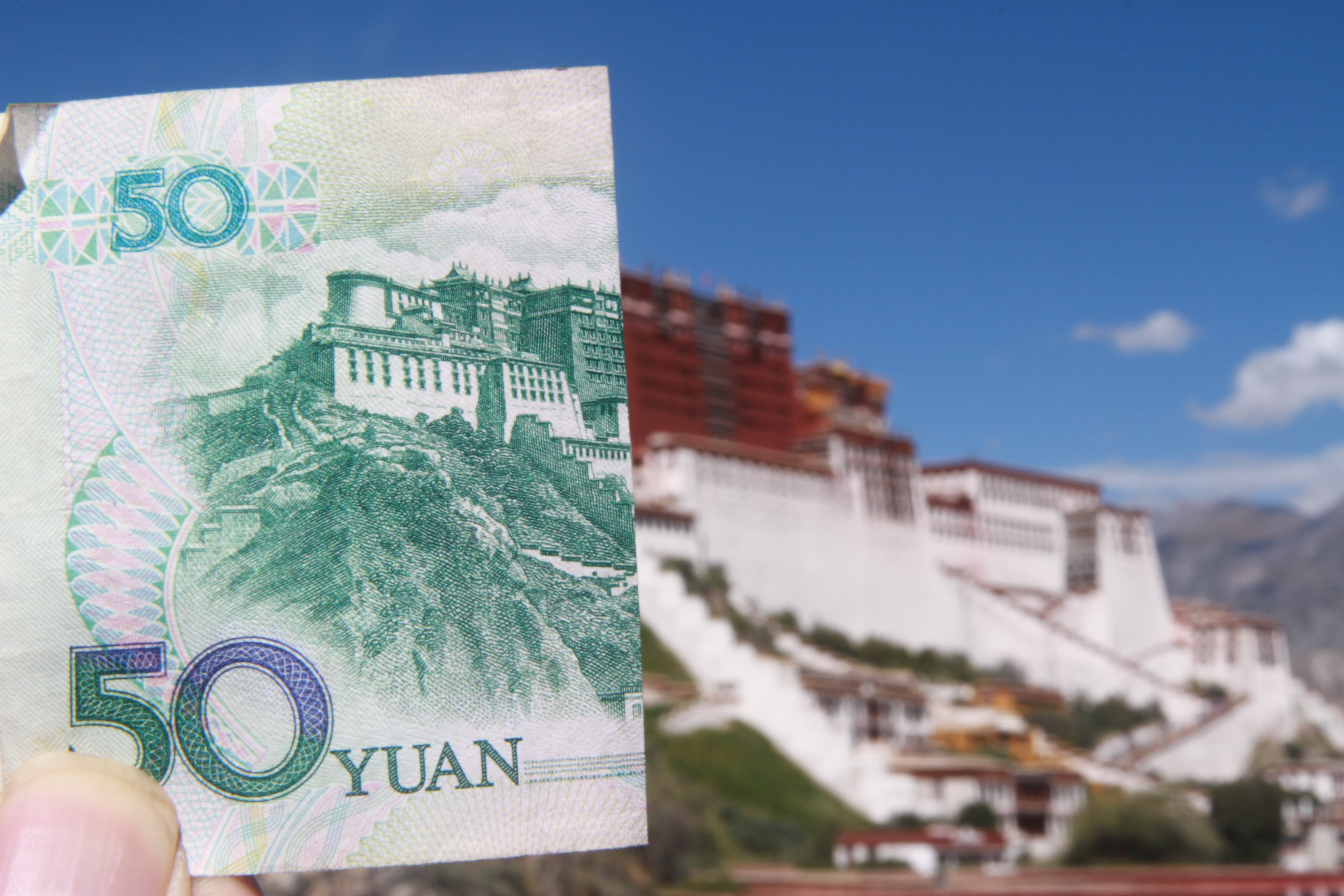 city, architecture, male likeness, building, human body part, economy, paper currency, business, wealth, representation, 2K, renminbi, built structure, HD Wallpaper