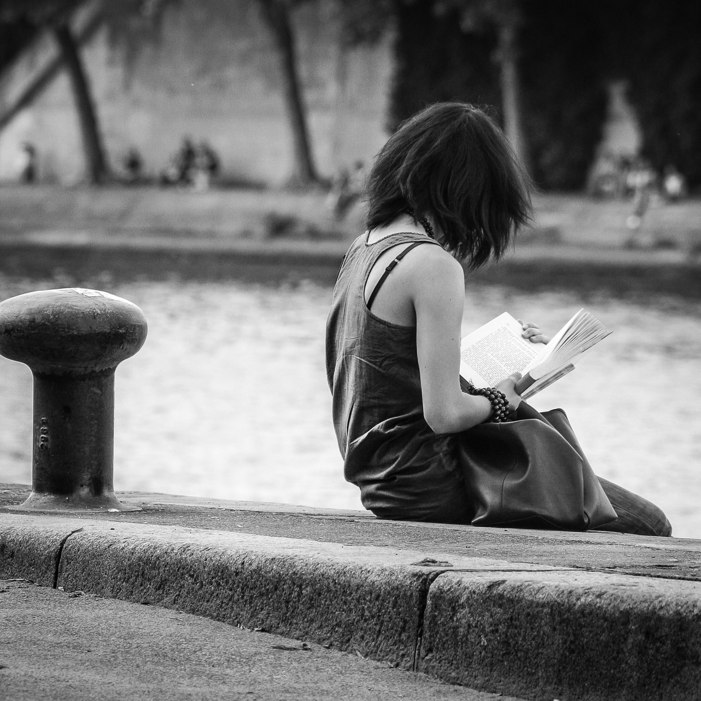 sitting, pavement, studying, side view, girl, lifestyles, retaining wall, built structure, hairstyle, day, one Person, females, student, relax, outdoors, Phone HD Wallpaper