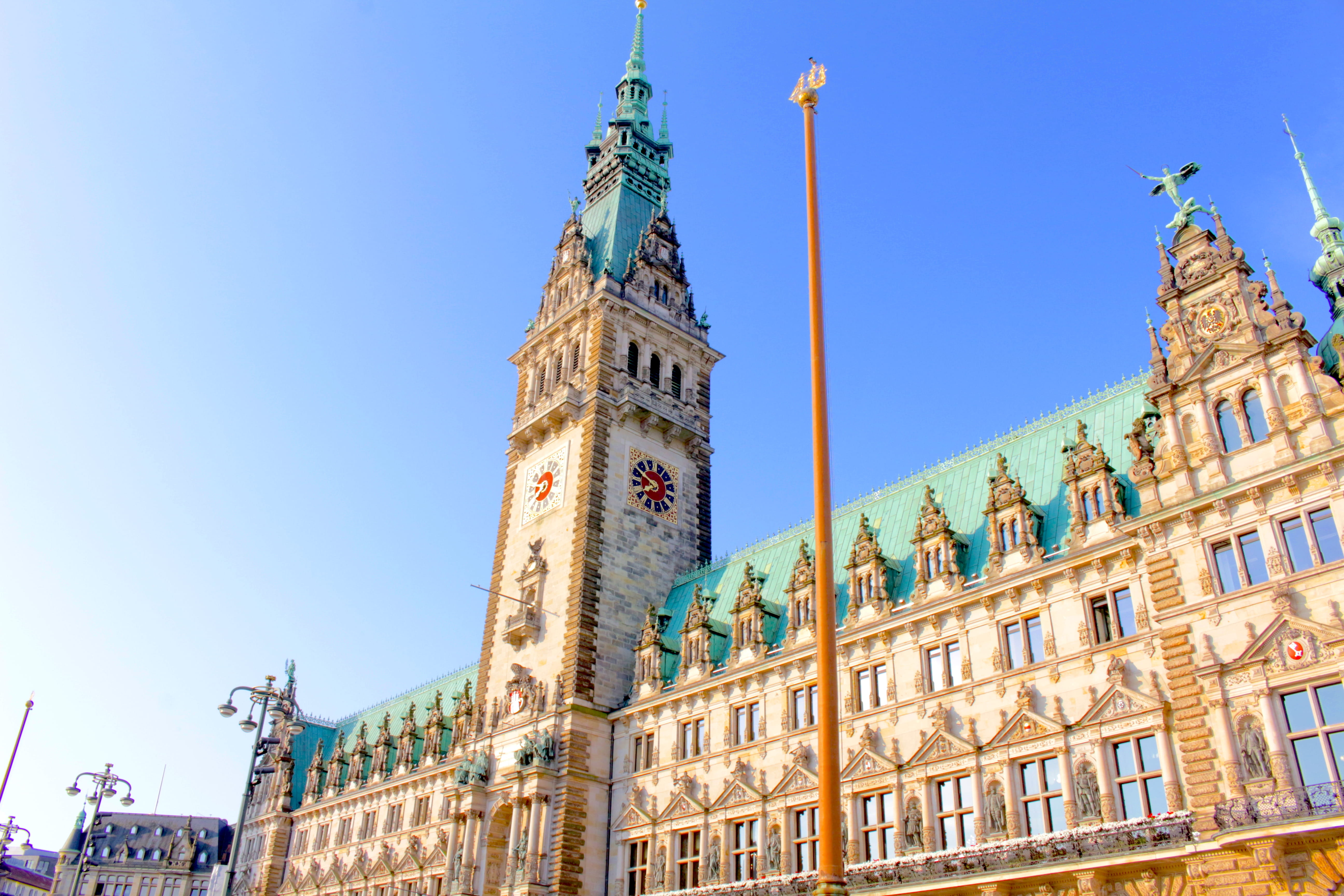 pointed, tower, statues, daylight, historical, low angle view, 5K, landmark, time, built structure, no people, town, travel, clear sky, castle, history, HD Wallpaper