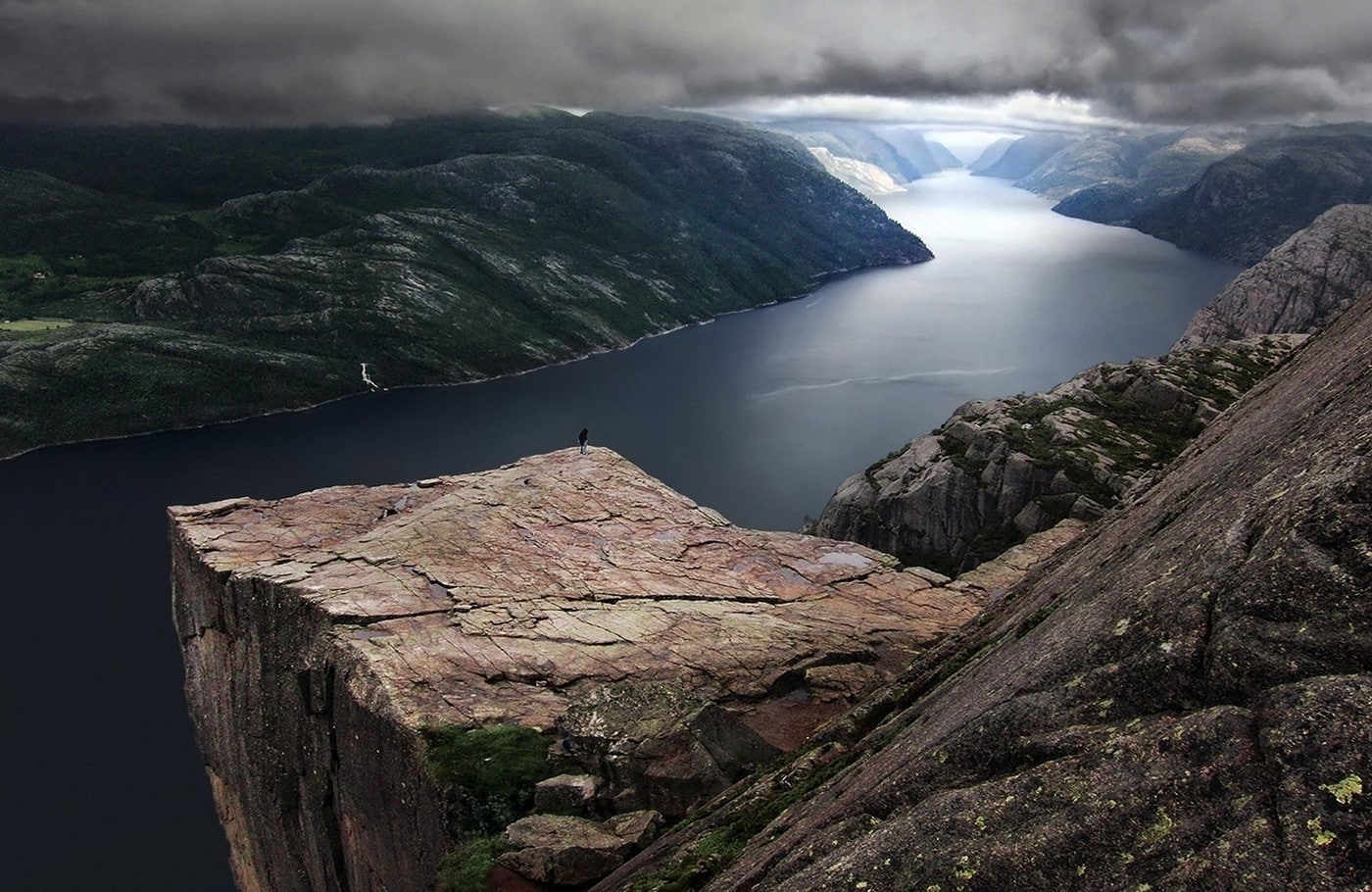 cloud - sky, environment, day, 720P, beauty in nature, mountain, outdoors, lake, nature, nature landscape preikestolen norway fjord mountain clouds rock, HD Wallpaper
