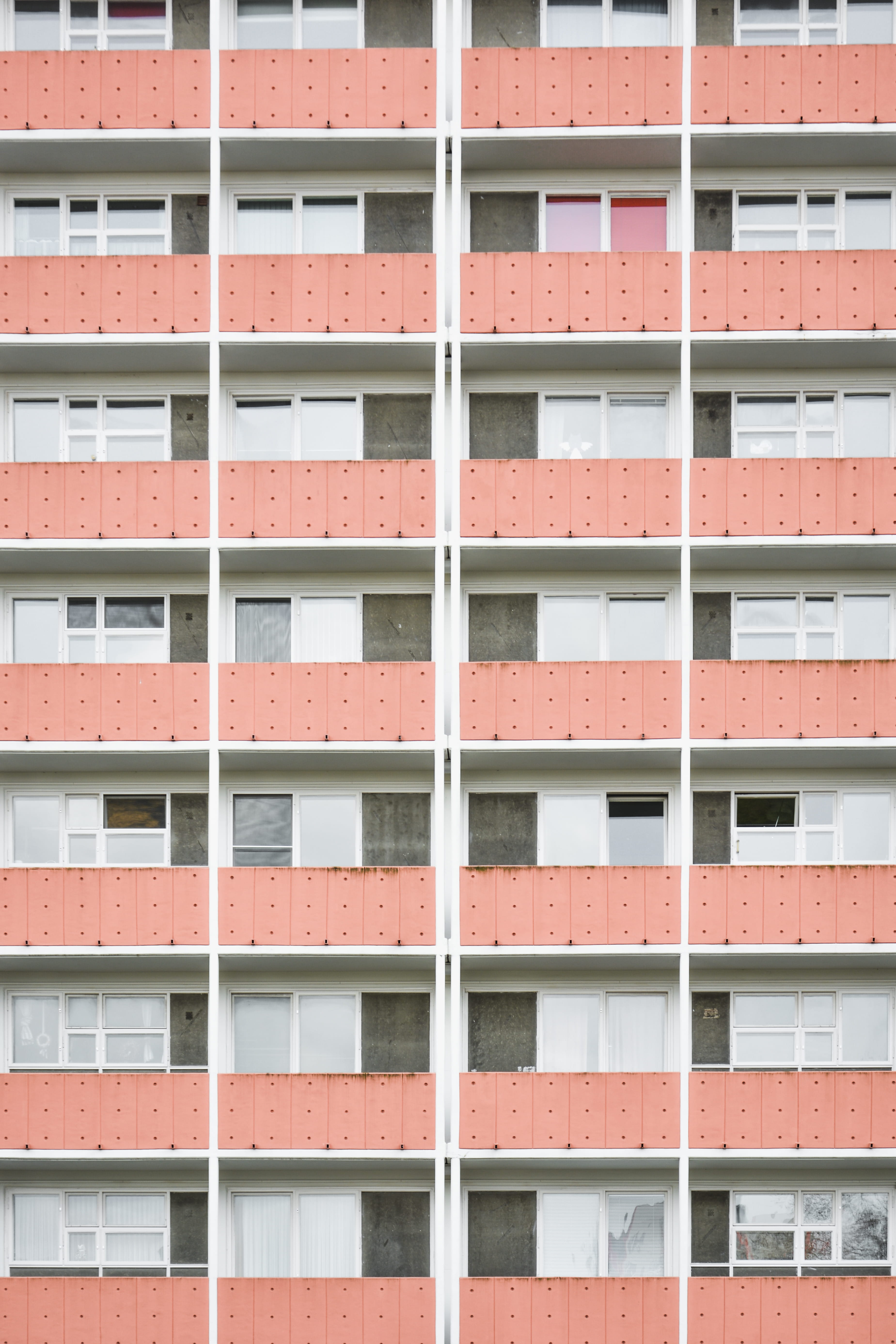 building, apartment building, repetition, urban, pattern, outdoors, condo, full frame, high rise, suburb, town, germany, backgrounds, 5K, sunlight, fachada, Phone HD Wallpaper