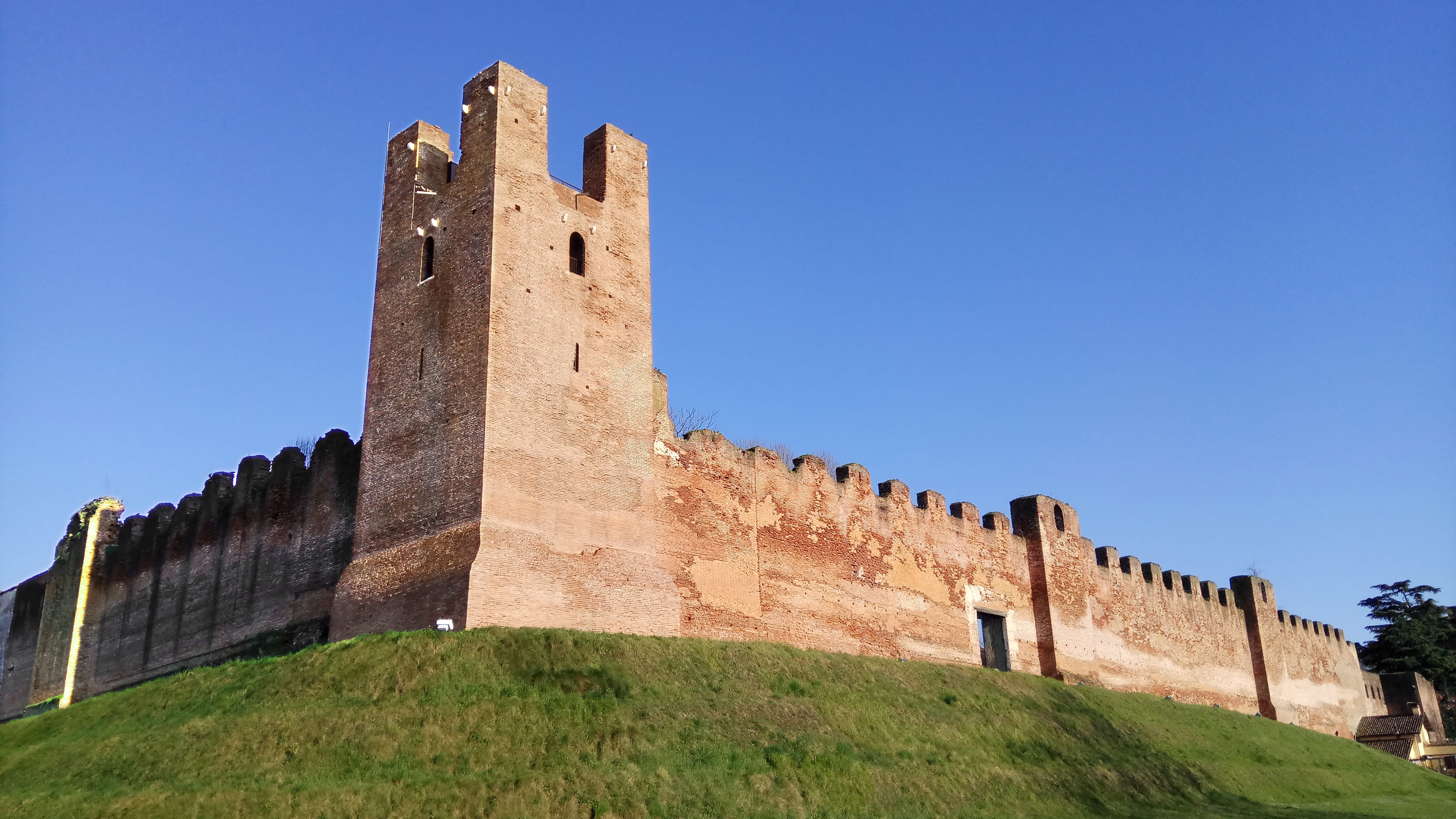 5K, the past, fort, built structure, ancient civilization, history, castelfranco veneto, no people, castle, architecture, building, low angle view, outdoors, HD Wallpaper