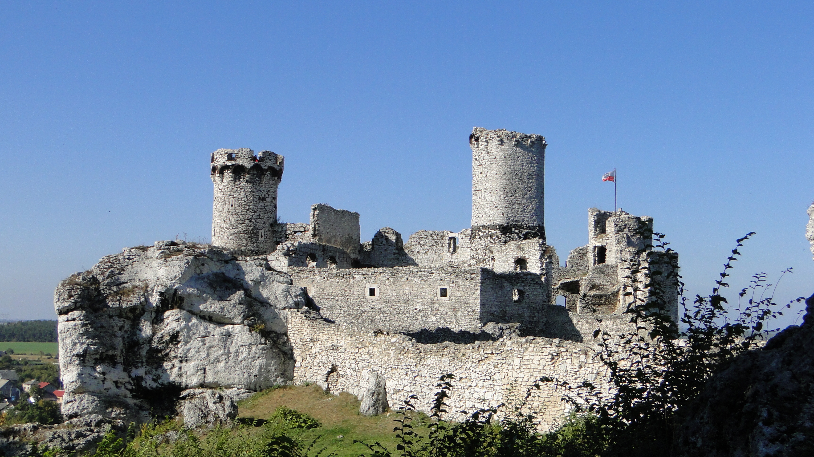 vacations, no people, fortified wall, built structure, landscape, the past, clear sky, castle, ruined, fort, rock, city, 2K, day, jura krakowsko-czestochowa, HD Wallpaper