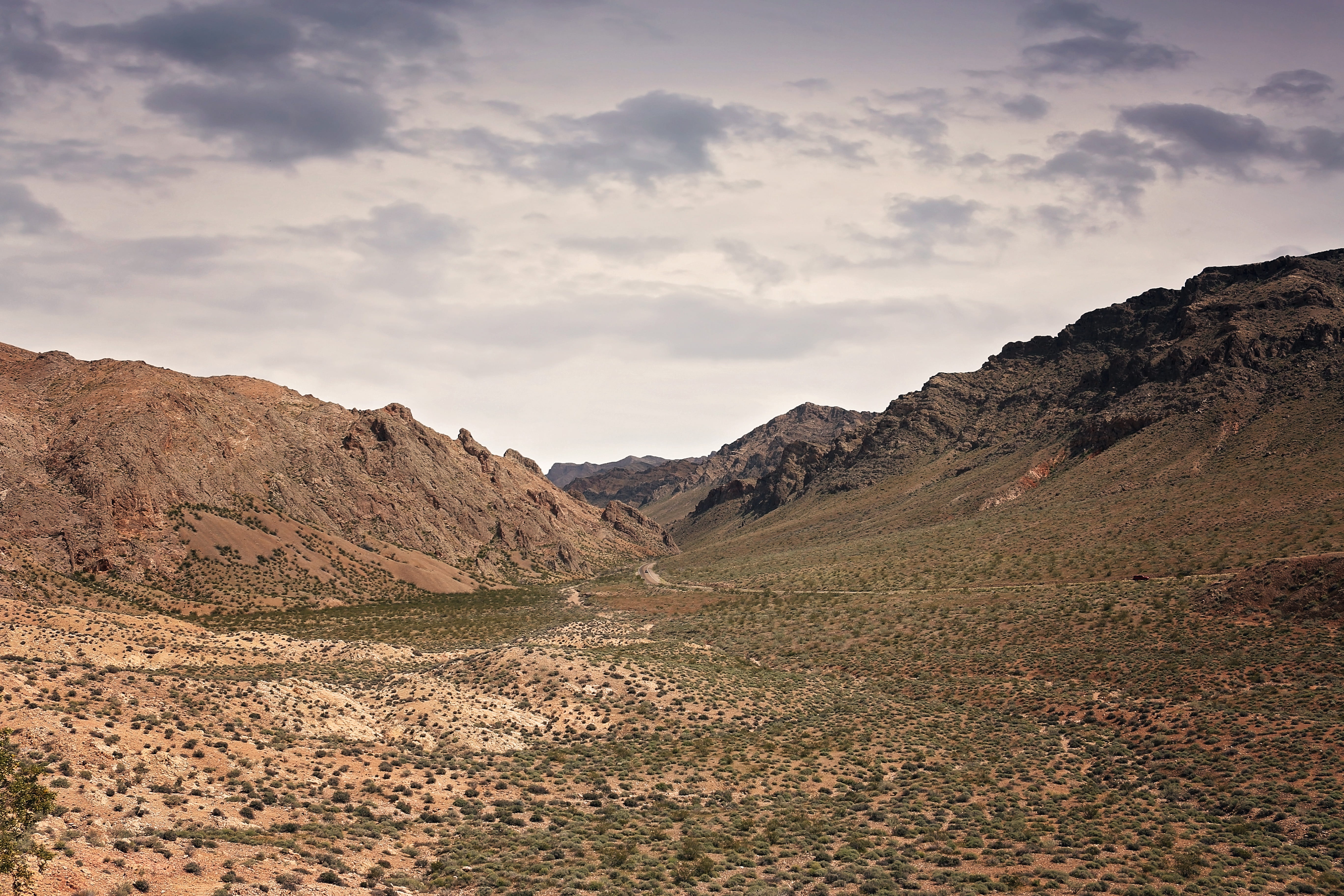 vacation, outdoor, hiking, tranquil scene, light, tranquility, climate, dry, sun, landscape, beauty in nature, rock, environment, arid climate, scenic, HD Wallpaper