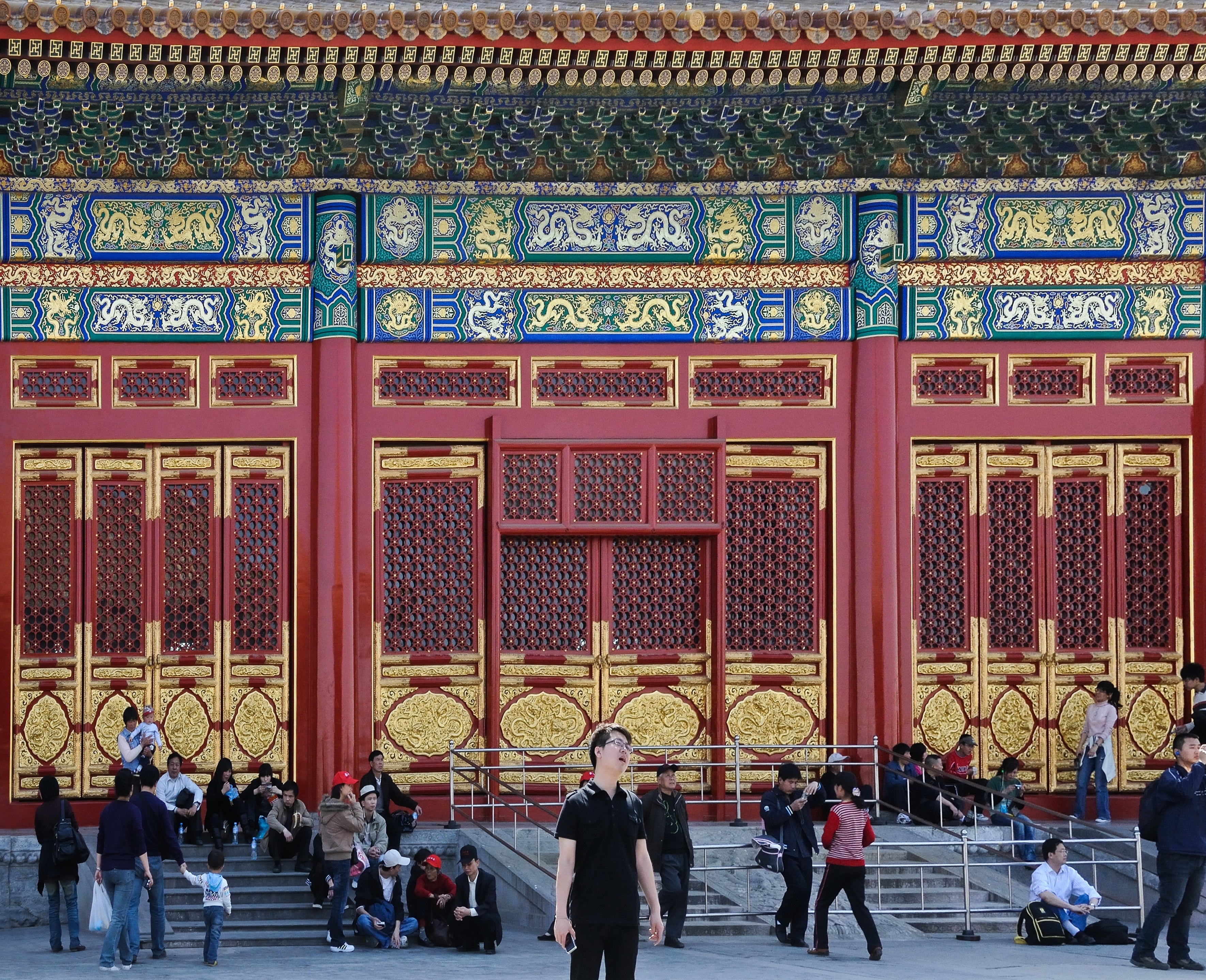 palace, china, women, building exterior, asia, pekin, text, famous Place, building, cultures, religion, beijing, real people, history, travel destinations, HD Wallpaper