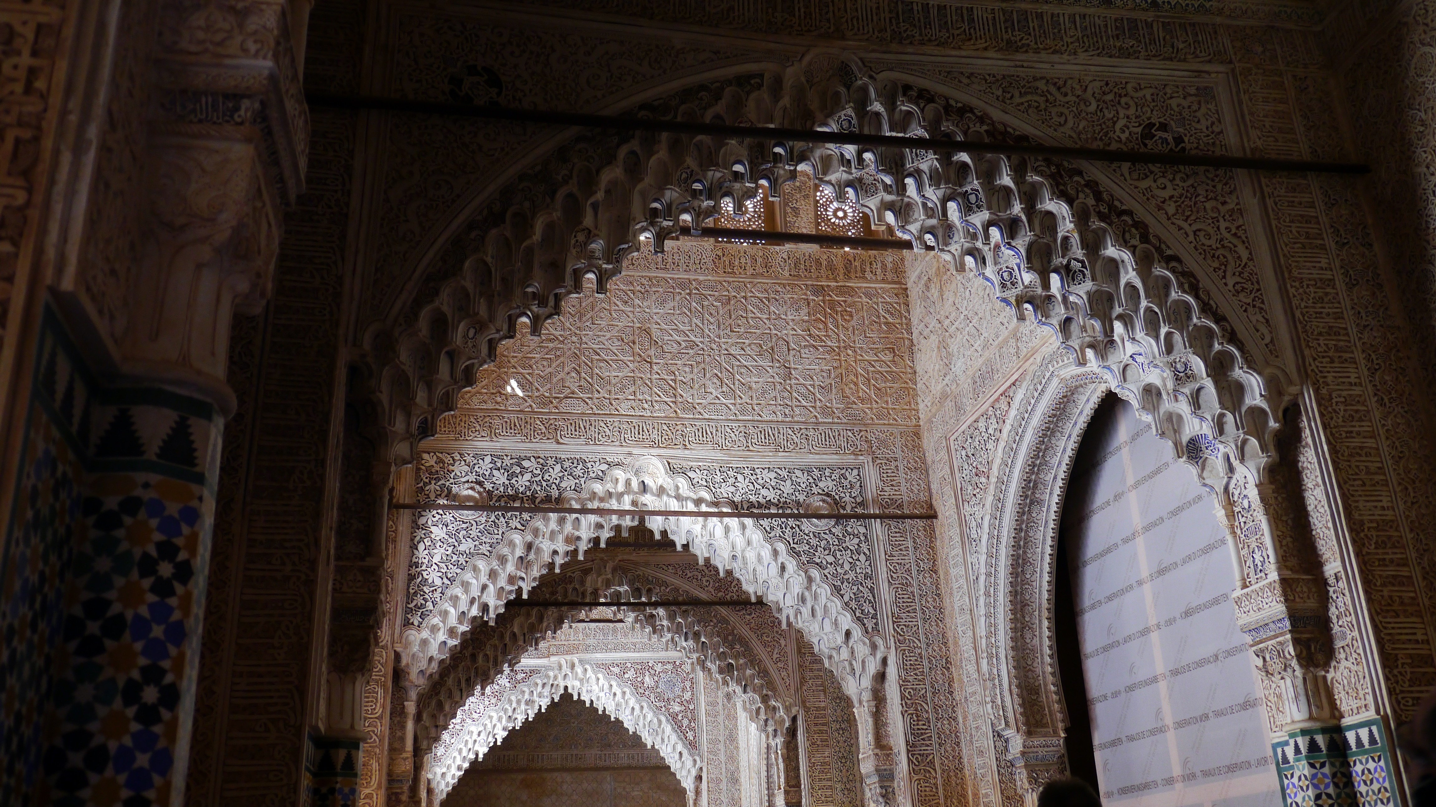tourism, mansion, built structure, building, low angle view, islamic art, world heritage site, architecture and art, day, travel, ceiling, history, design, HD Wallpaper