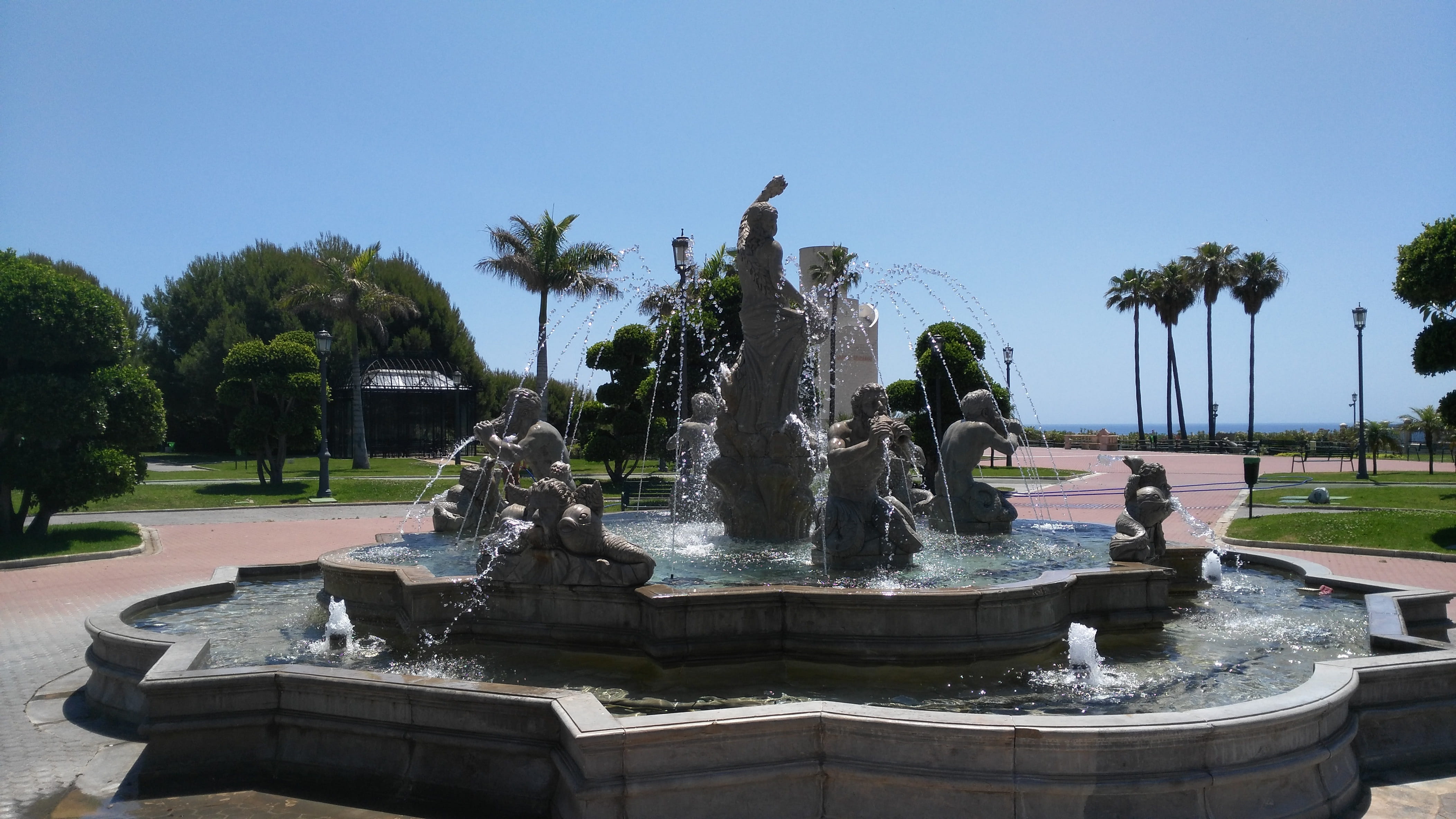 nature, no people, architecture, bateria, andalucia, art and craft, creativity, spraying, plant, palm tree, parque, human representation, water, park - man made space, HD Wallpaper