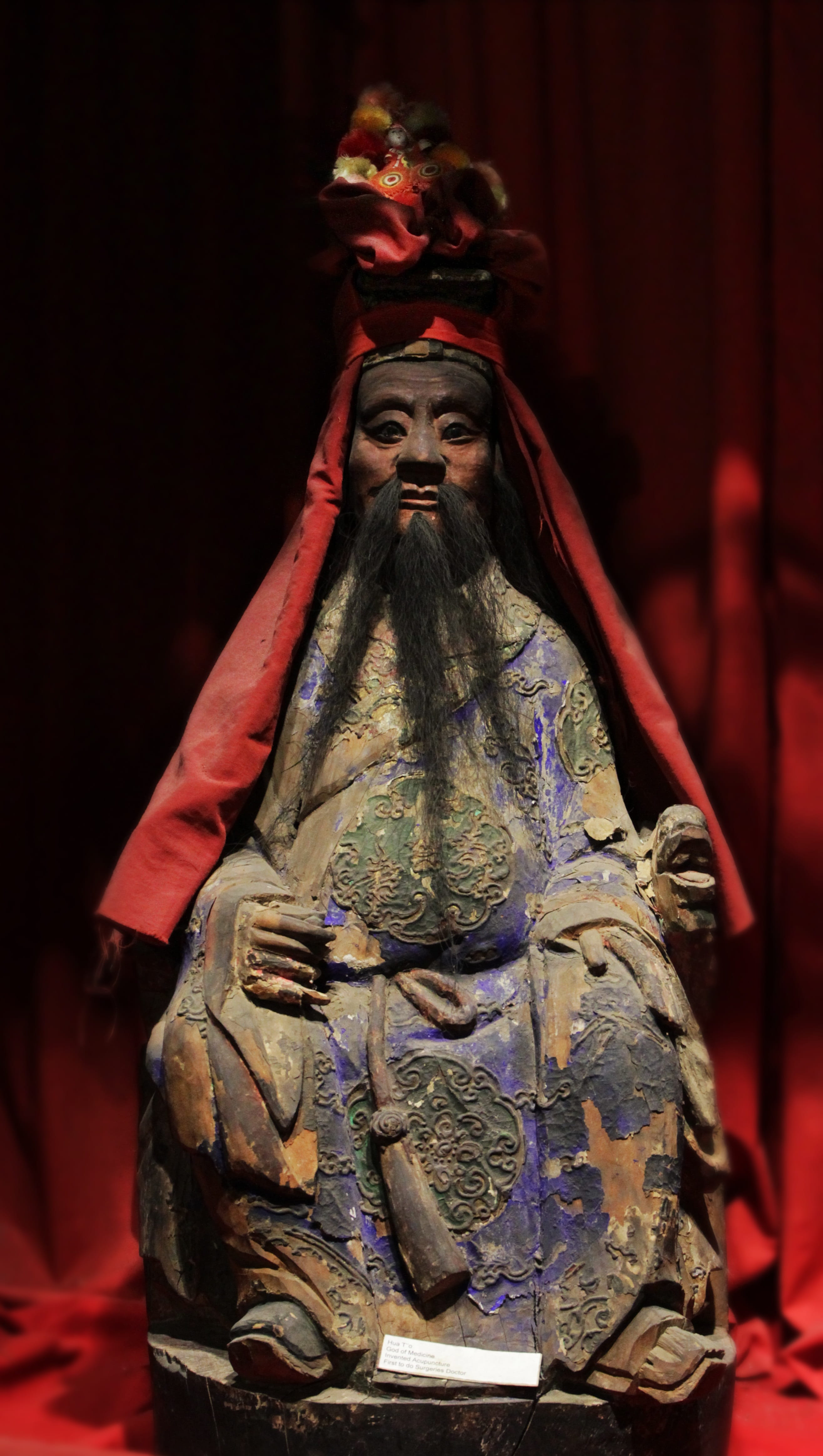 spirituality, male likeness, indoors, deity, Chinese, acupuncture, craft, belief, human representation, Statue, God, hua to, beard, art and craft, museum, Phone HD Wallpaper