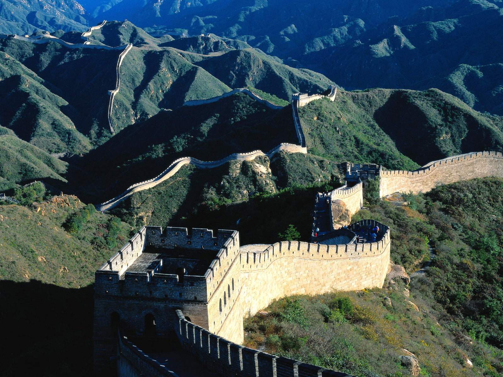 day, history, Nature, china, wall, mountain range, old, travel, Scenery, 720P, outdoors, ancient, fort, mountain, plant, greenary, sunlight, great, the past, HD Wallpaper