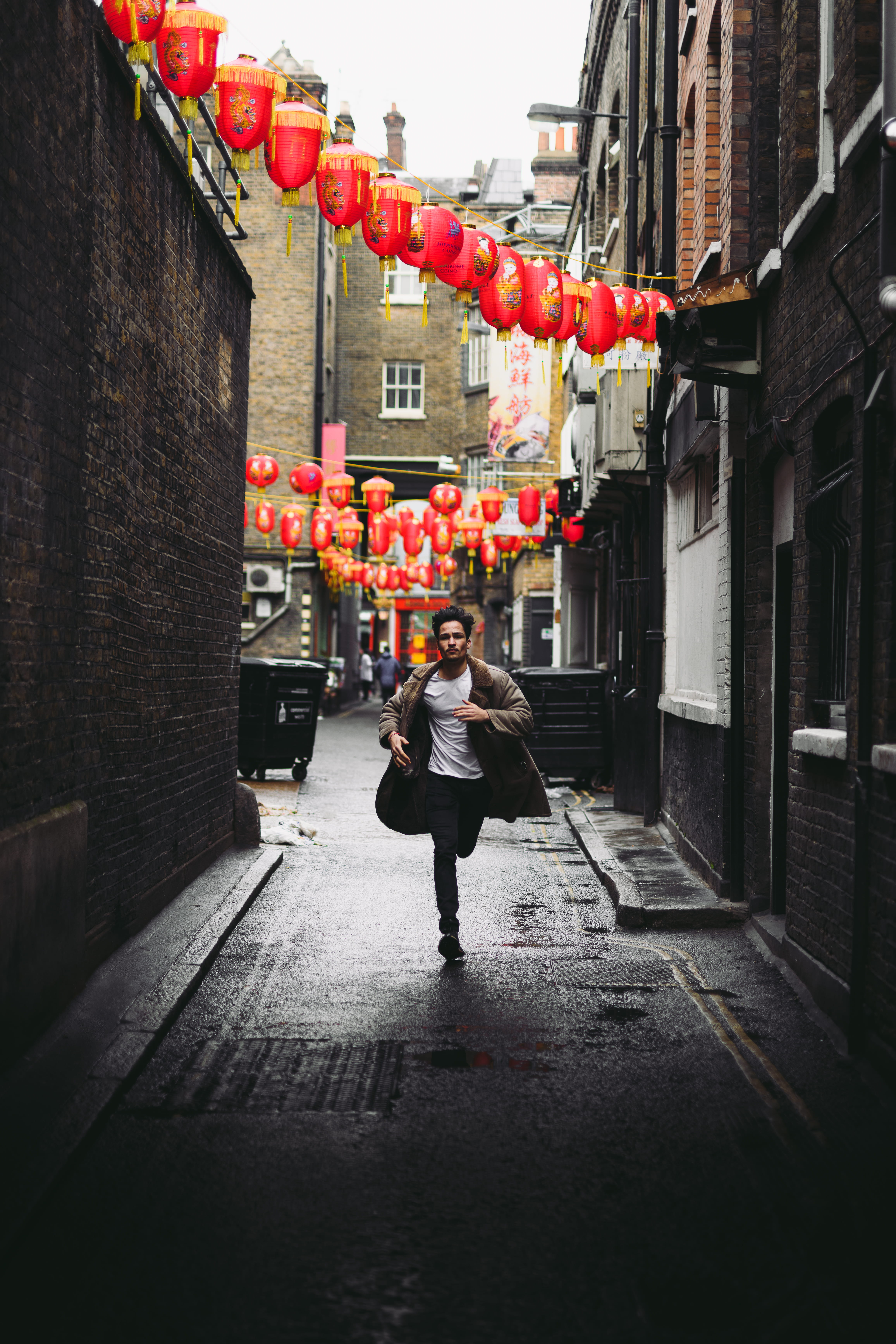 dslr, resolution, rear view, alley, street, nikon d850, men, 5K, day, outdoors, chinese lantern, chinatown, lifestyles, architecture, women, city, adult, Phone HD Wallpaper