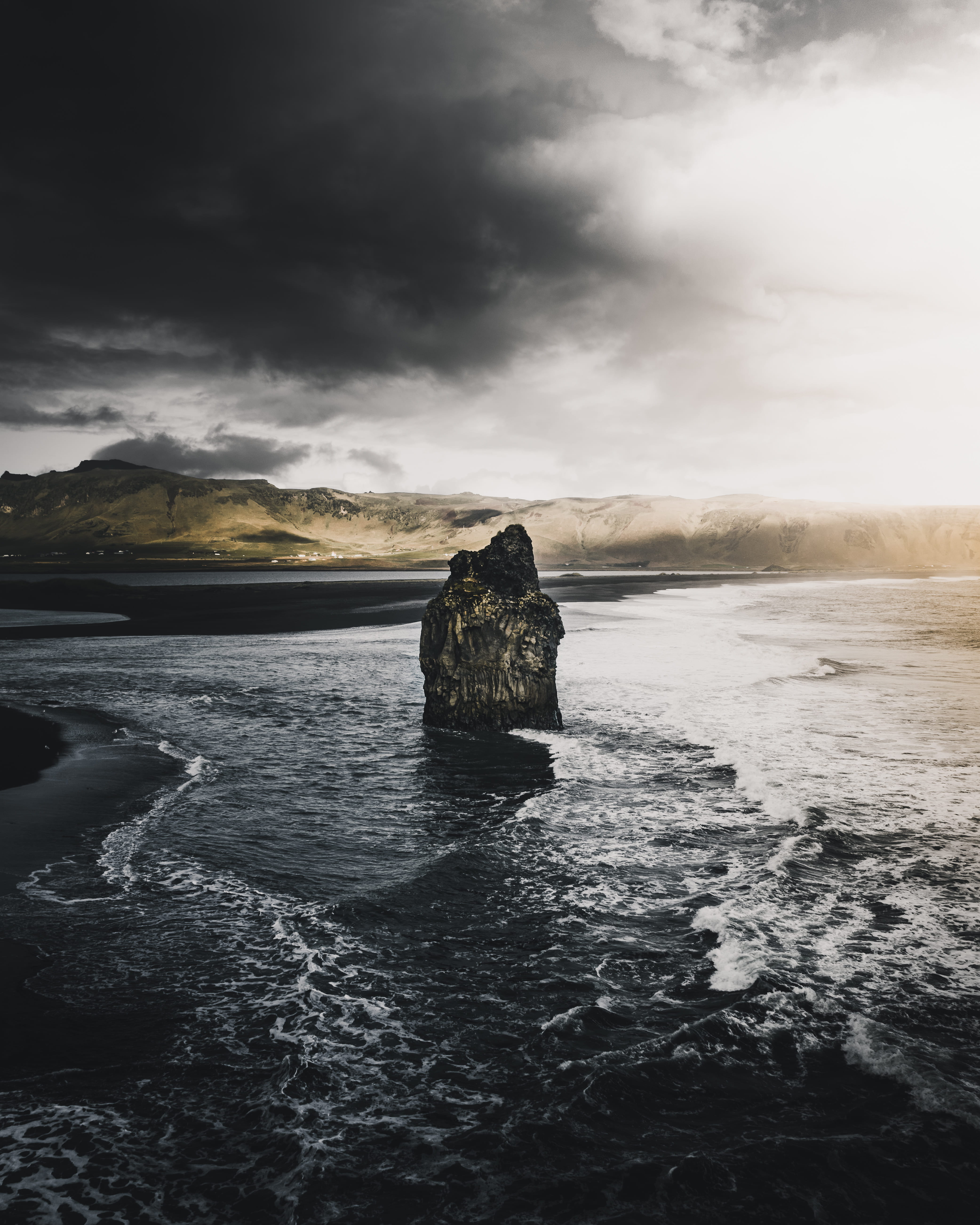 solid, d850, idyllic, canon, beach, desktop background, waterfront, cloudy, storm, outdoors, sky, scenics - nature, coat, tranquil scene, tranquility, calm, Phone HD Wallpaper