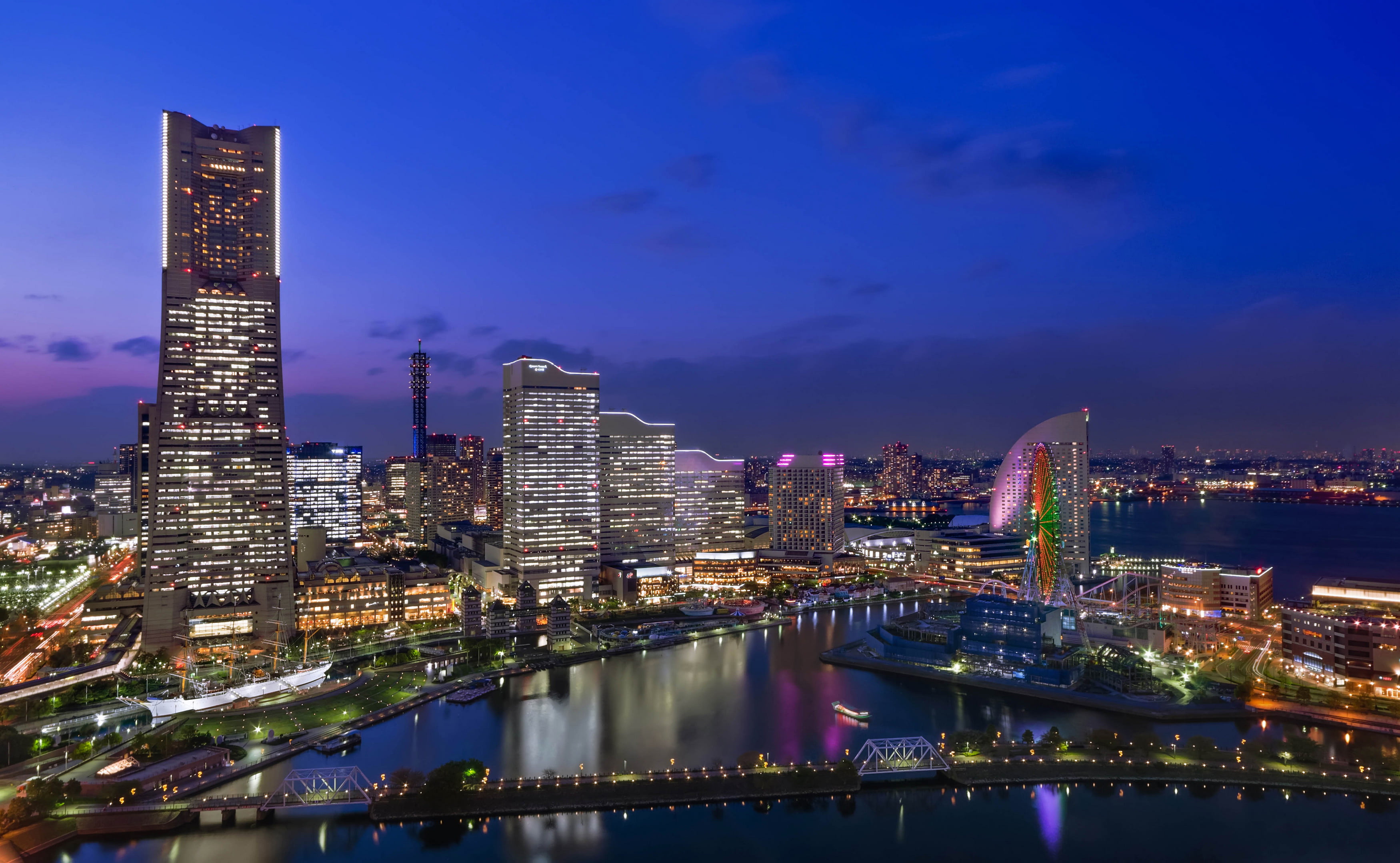 architecture, megapolis, home, metropolis., city, tall - high, buildings, residential district, outdoors, urban skyline, bridge - man made structure, sky, HD Wallpaper