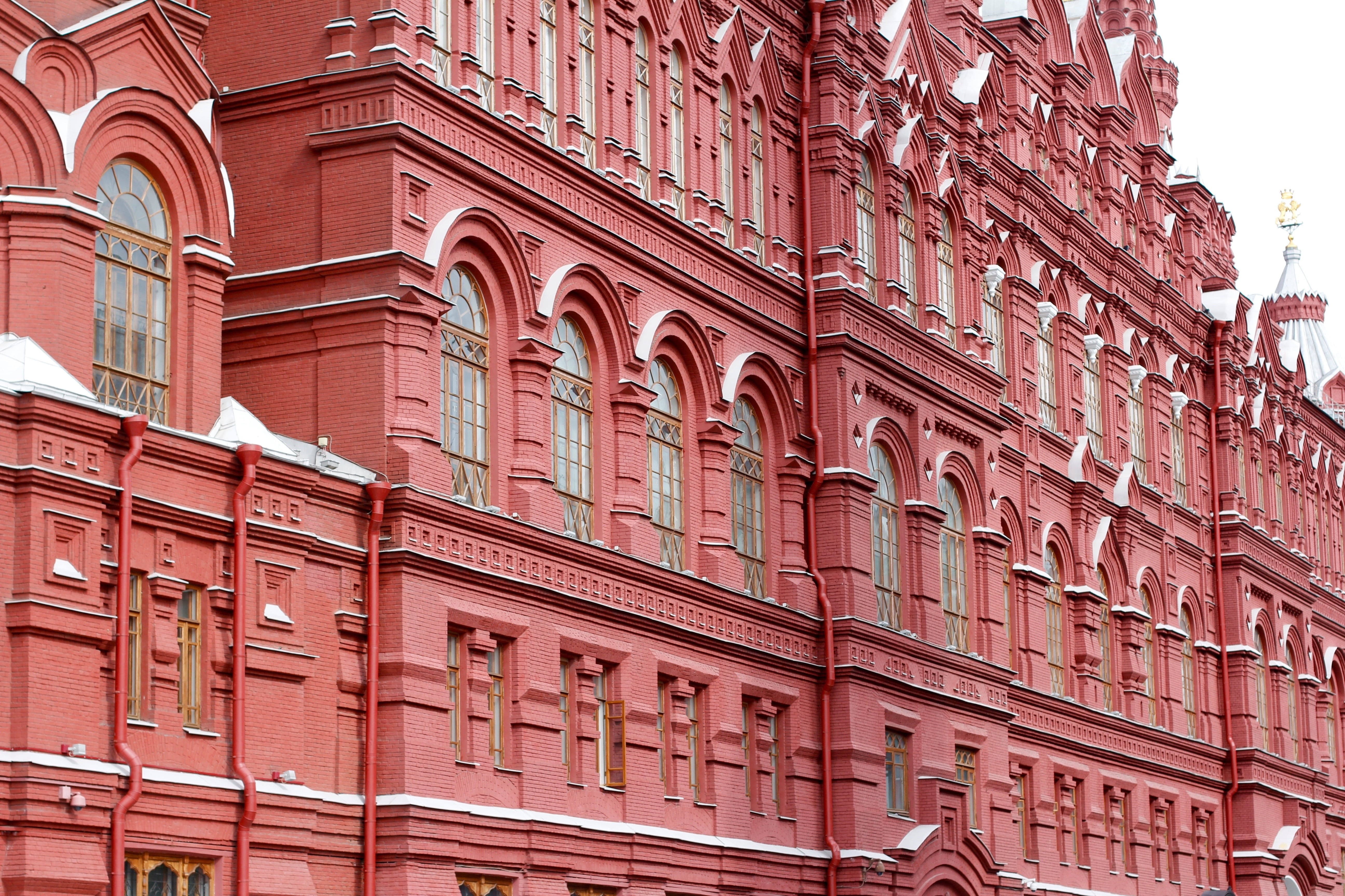 sky, monument, brown, full frame, white, old town, history, no people, architecture, russia, soviet union, travel, nature, building Exterior, east, red, HD Wallpaper