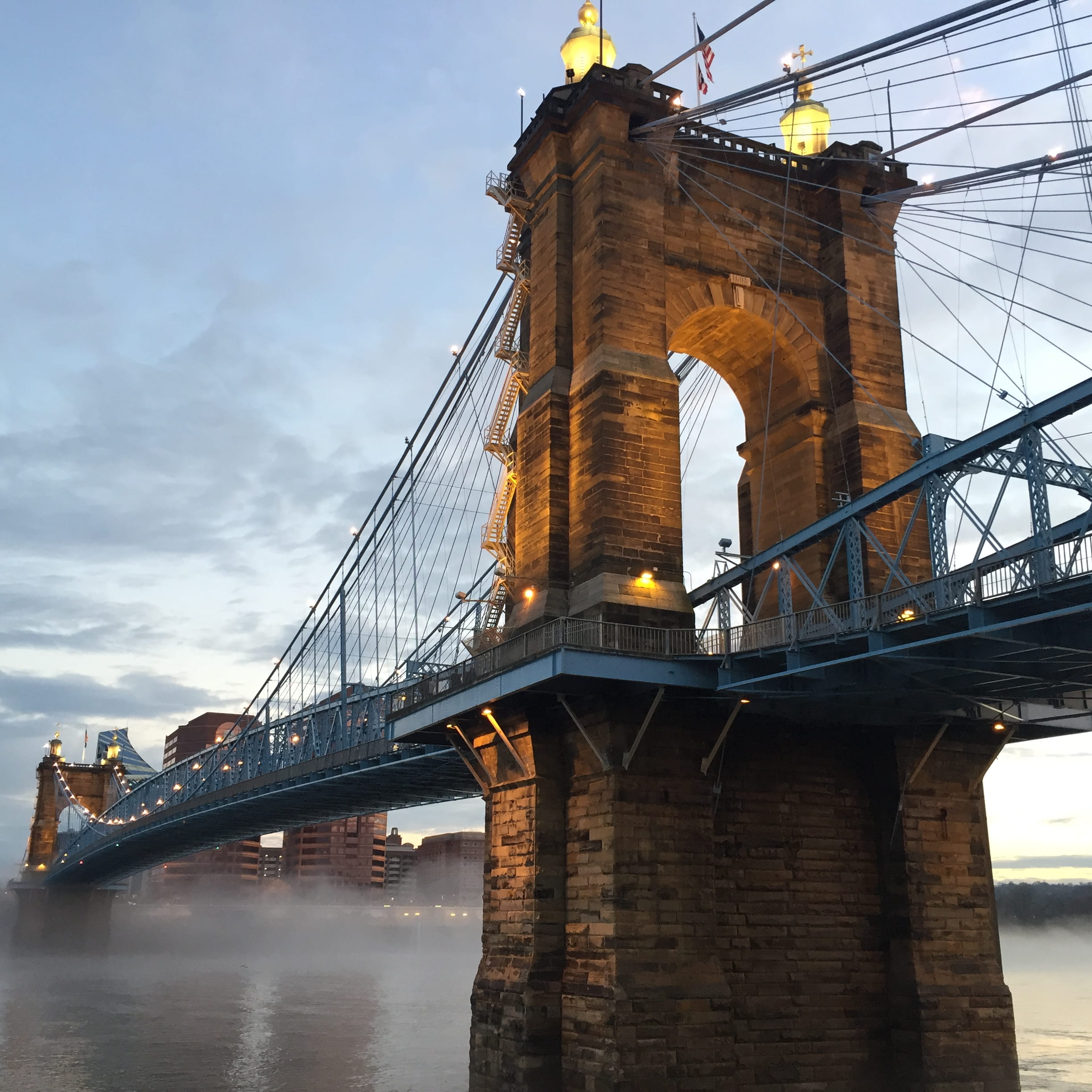 river, arch, travel destinations, city, engineering, long, connection, 1080P, fog, cincinnati, roebling suspension bridge, nature, water, clouds, outdoors, Phone HD Wallpaper