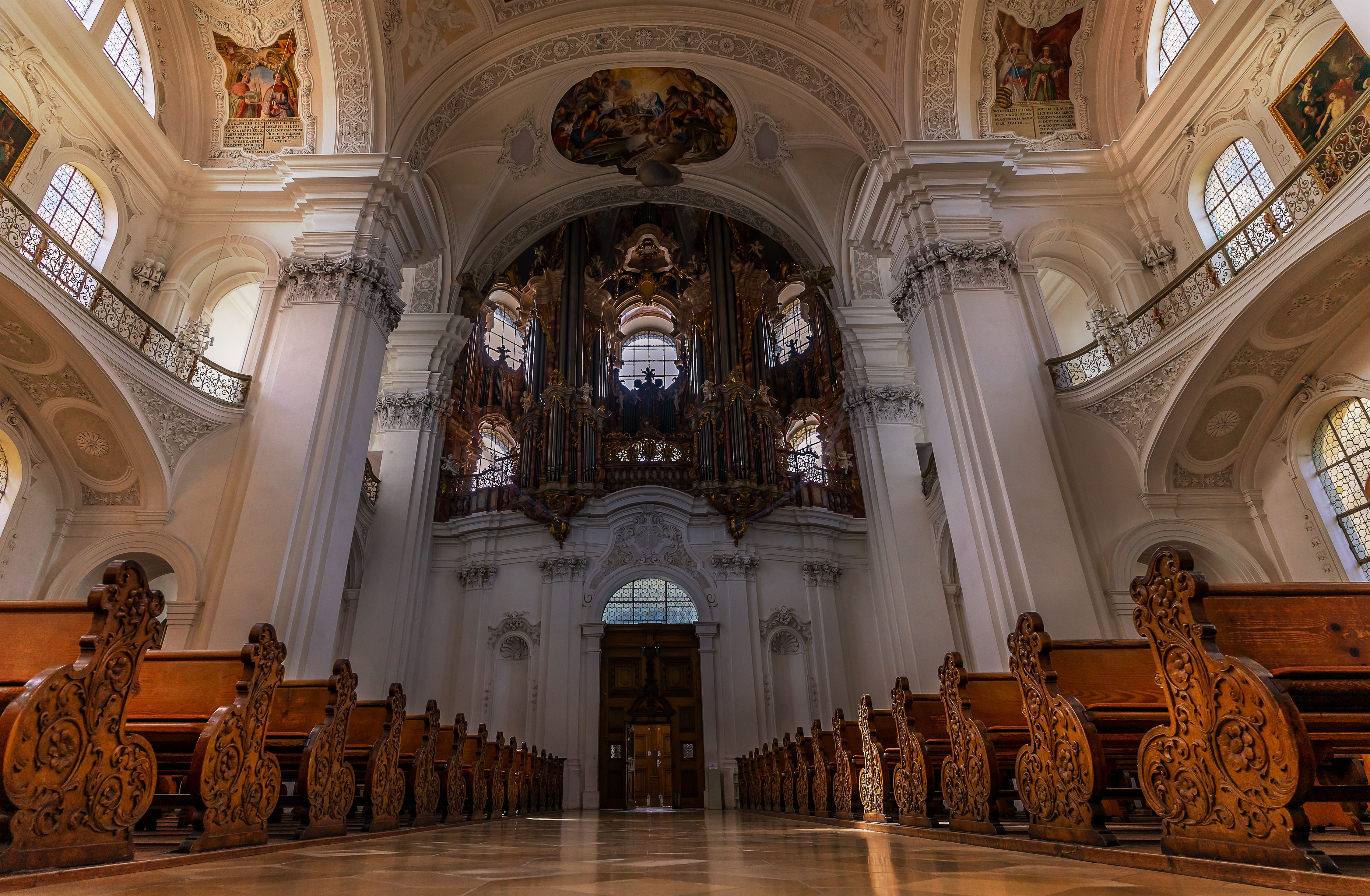 christian, indoors, pew, architecture and art, religion, belief, spirituality, aisle, the past, 4K, catholic, facade, window, architecture, church, landmark, HD Wallpaper