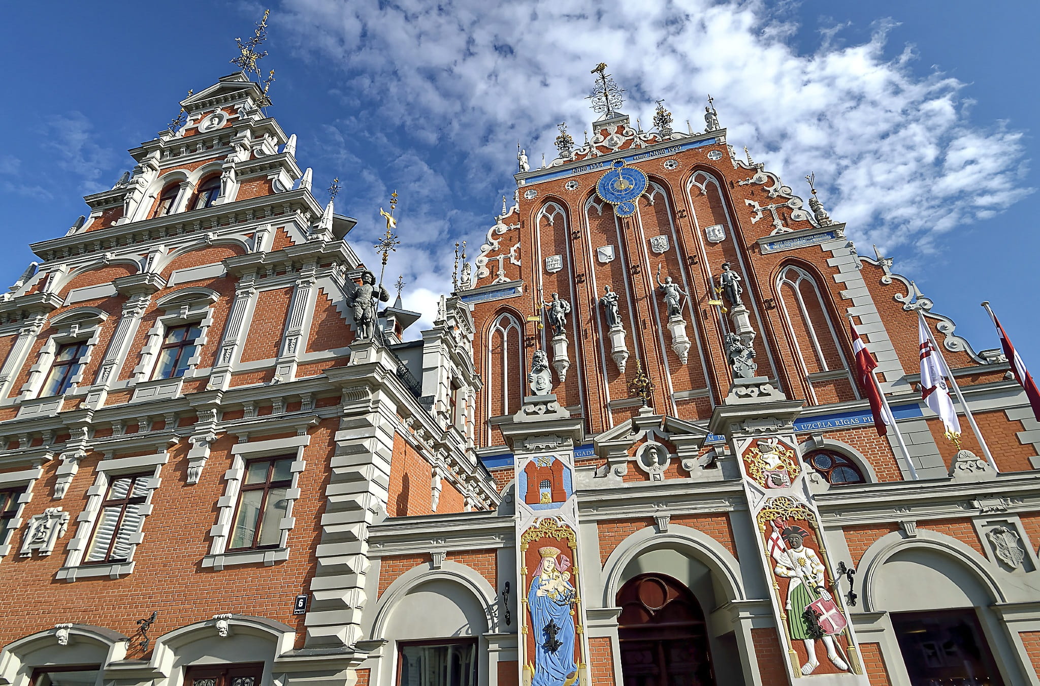 travel destinations, 1080P, sky, building exterior, window, riga, place of worship, ornate, spirituality, no people, city, building, cloud - sky, latvia, HD Wallpaper