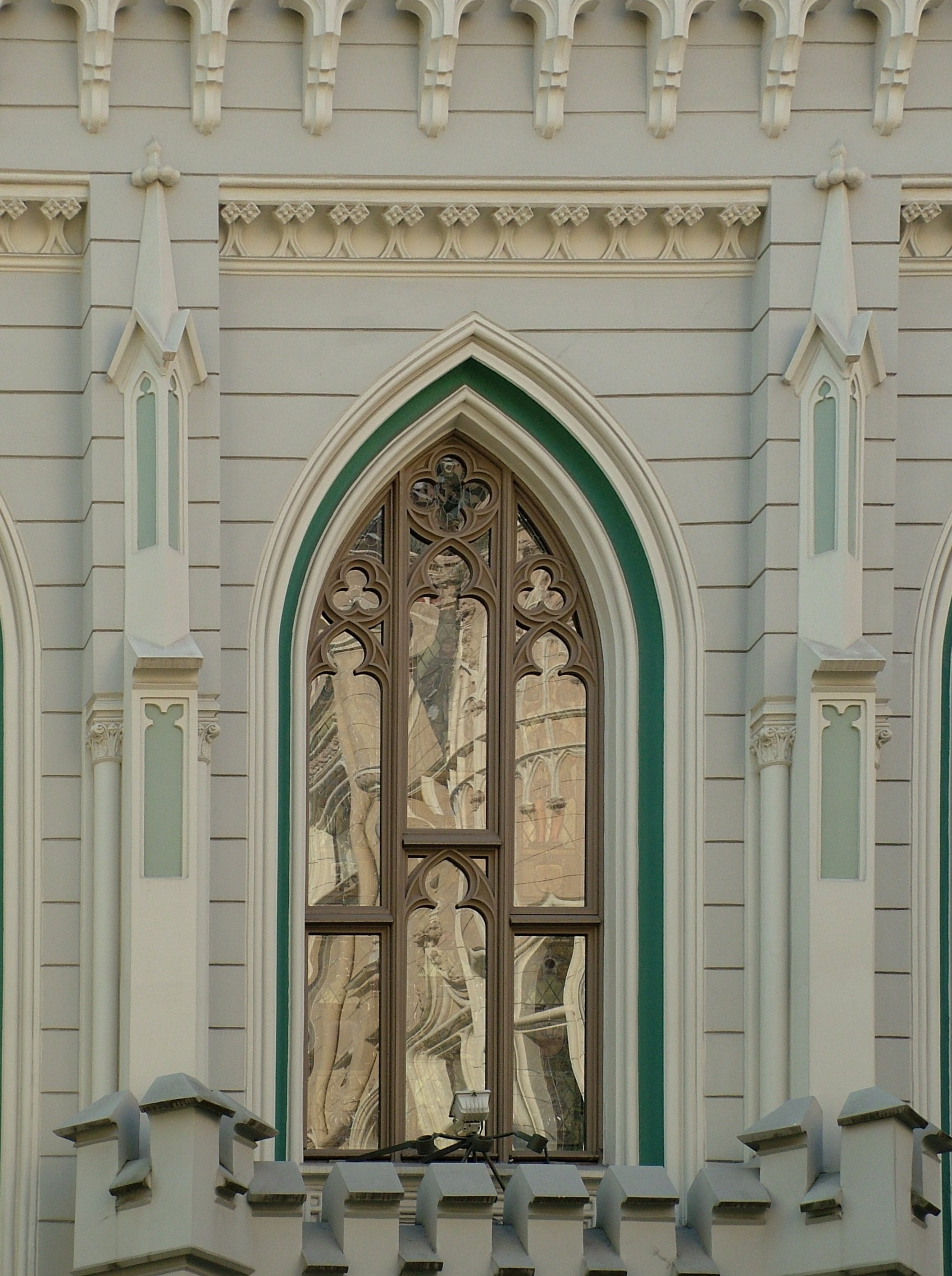 architectural column, day, place of worship, riga, window, the past, low angle view, spirituality, 2K, human representation, old town, building exterior, Phone HD Wallpaper