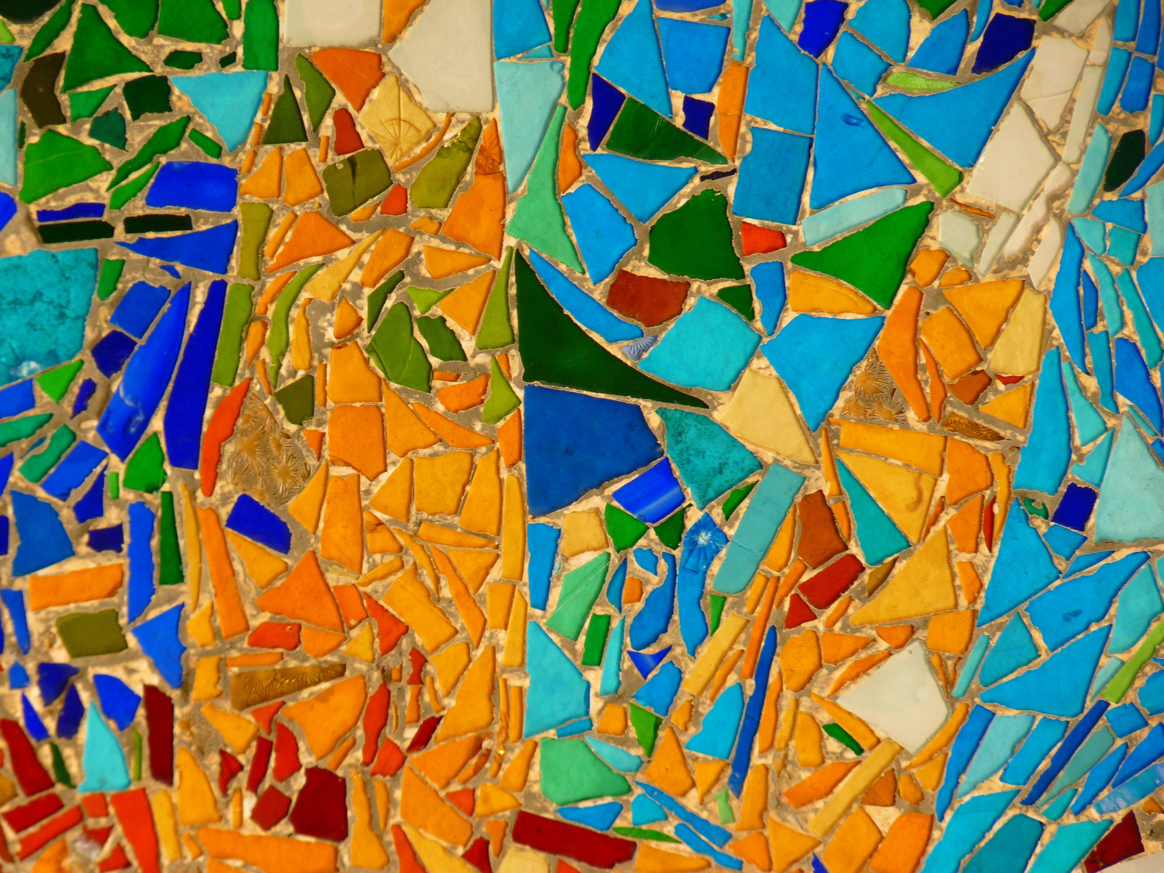 multi colored, representation, no people, painting, gaudí, large group of objects, barcelona, outdoors, park güell, built structure, creativity, abstract, HD Wallpaper