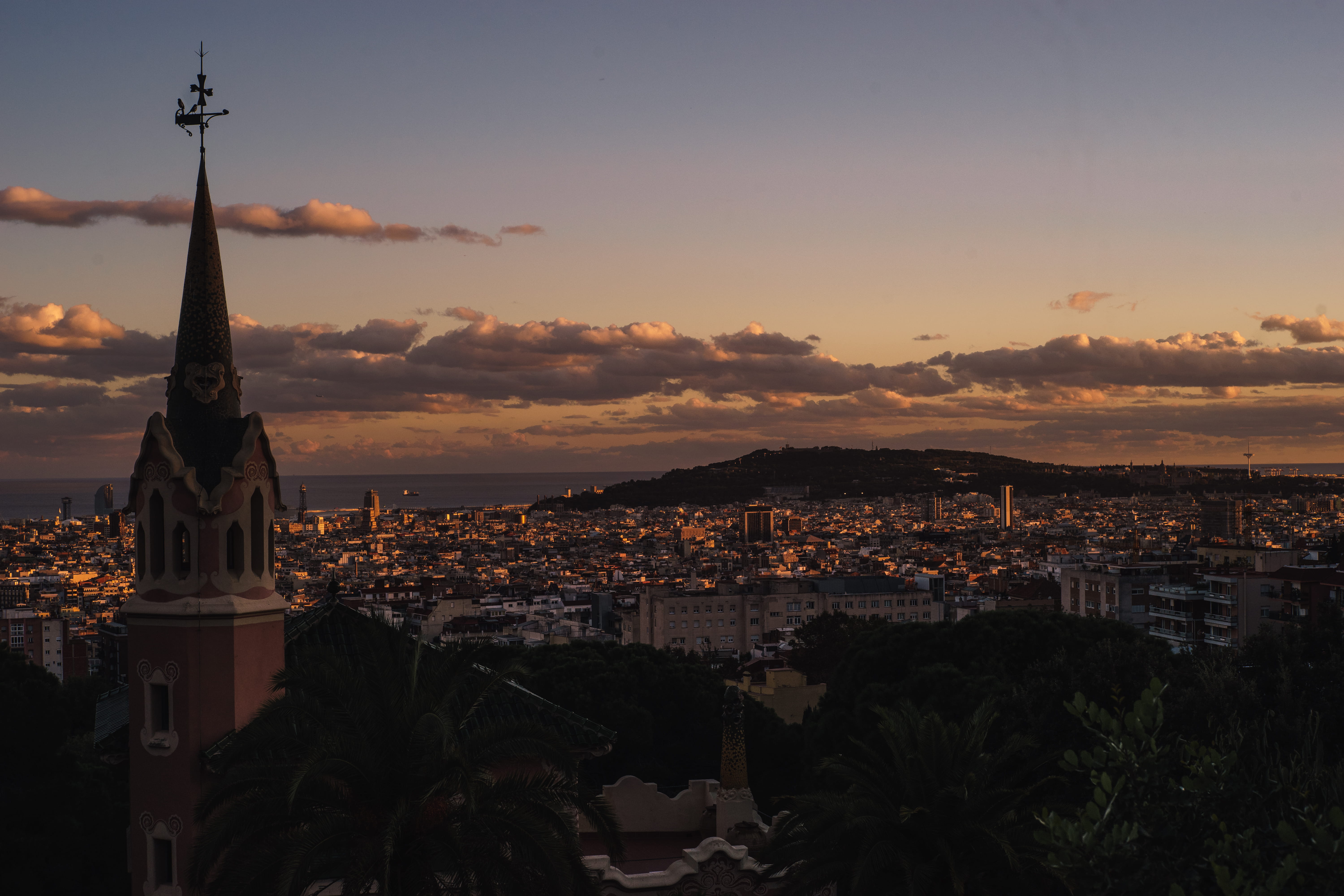 spain, explore, crowded, sky, outdoors, nature, residential district, spirituality, travel, 5K, crowd, cloud - sky, adventure, townscape, urban, sunset, HD Wallpaper
