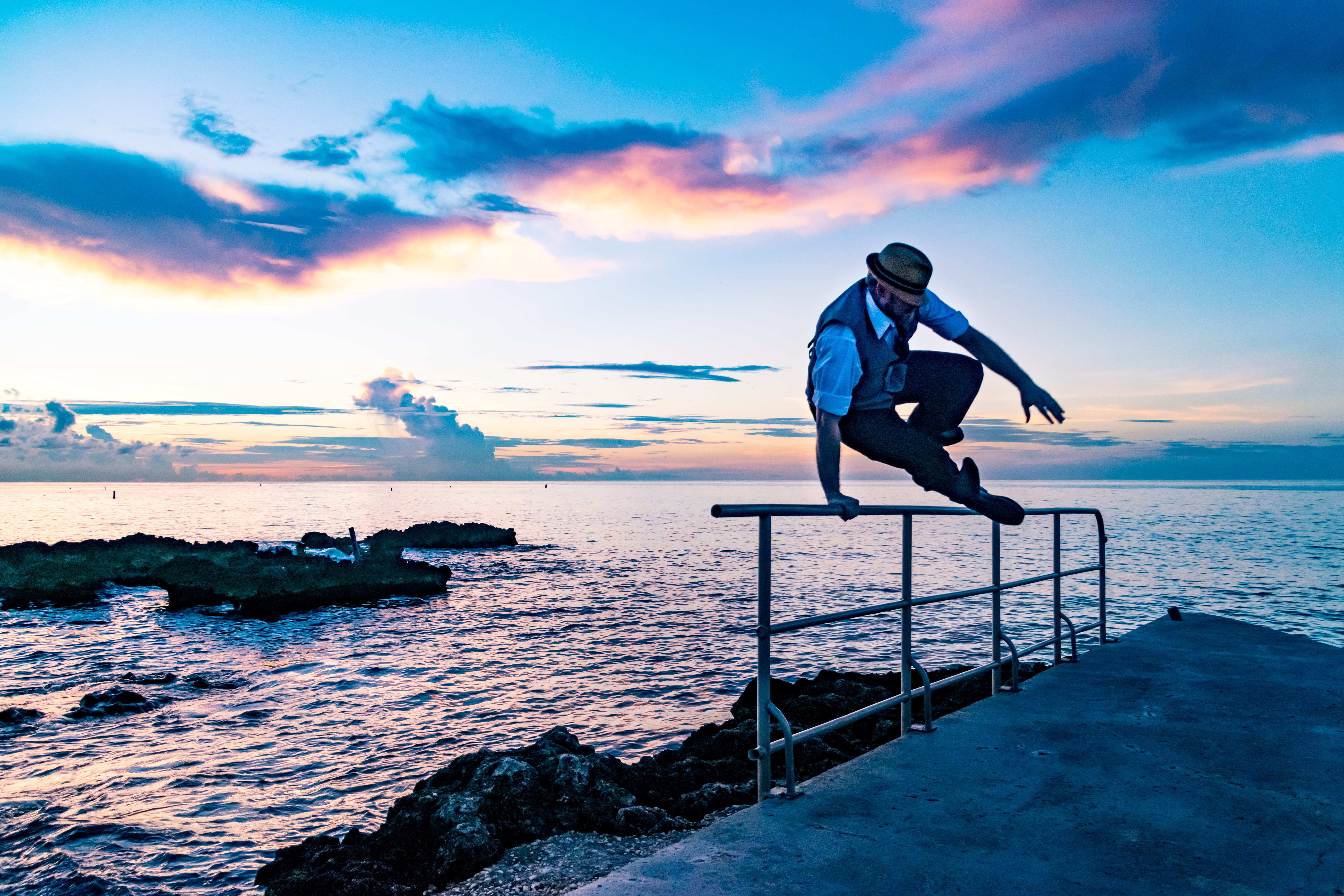 fedora, water, jumping, standing, tropical island, real people, one person, island life, leisure activity, land, scenics - nature, horizon, men, beauty in nature, HD Wallpaper