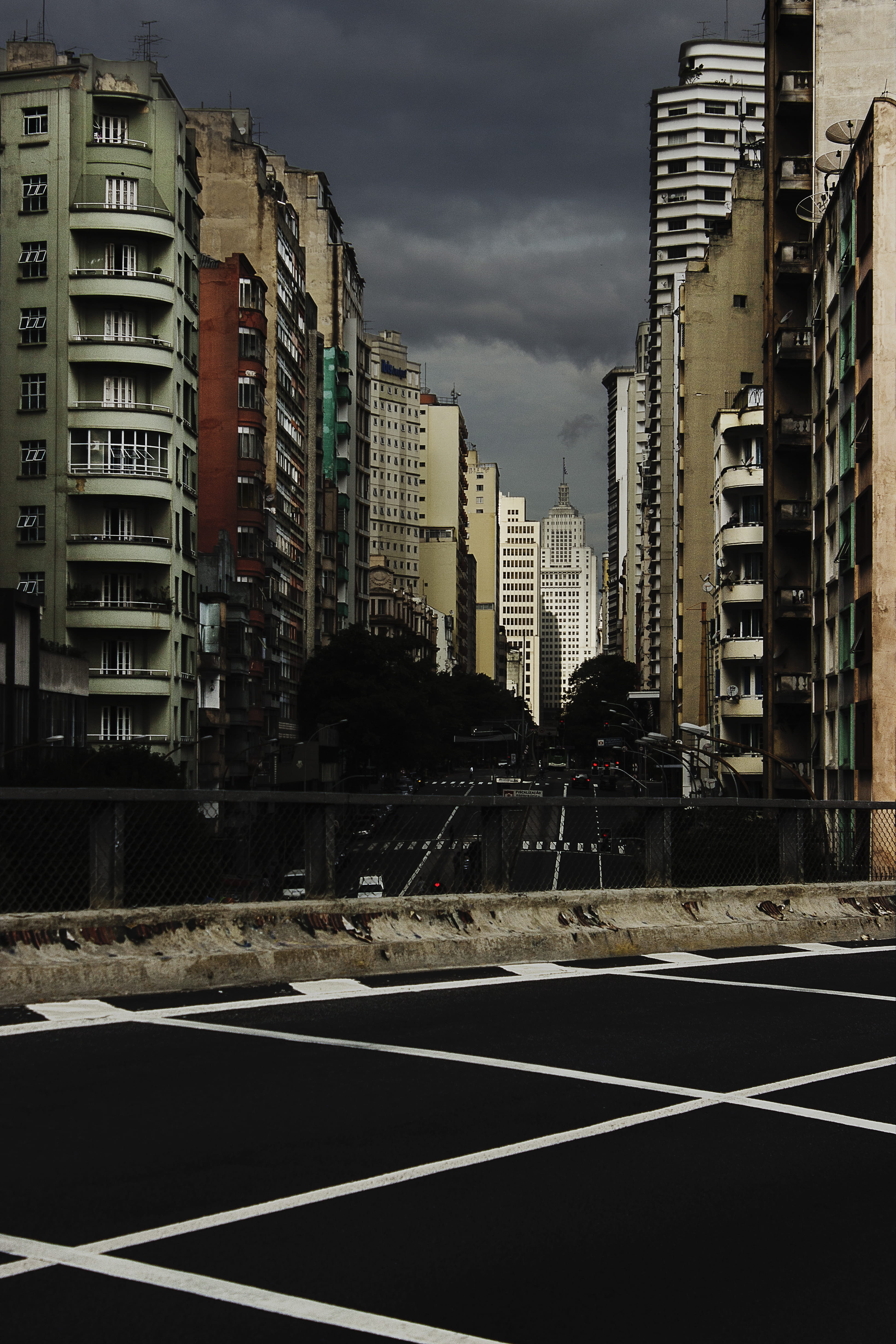 street, via elevado presidente joão goulart, marking, sky, minhocão, day, building, symbol, transportation, no people, building exterior, são paulo, sport, Phone HD Wallpaper