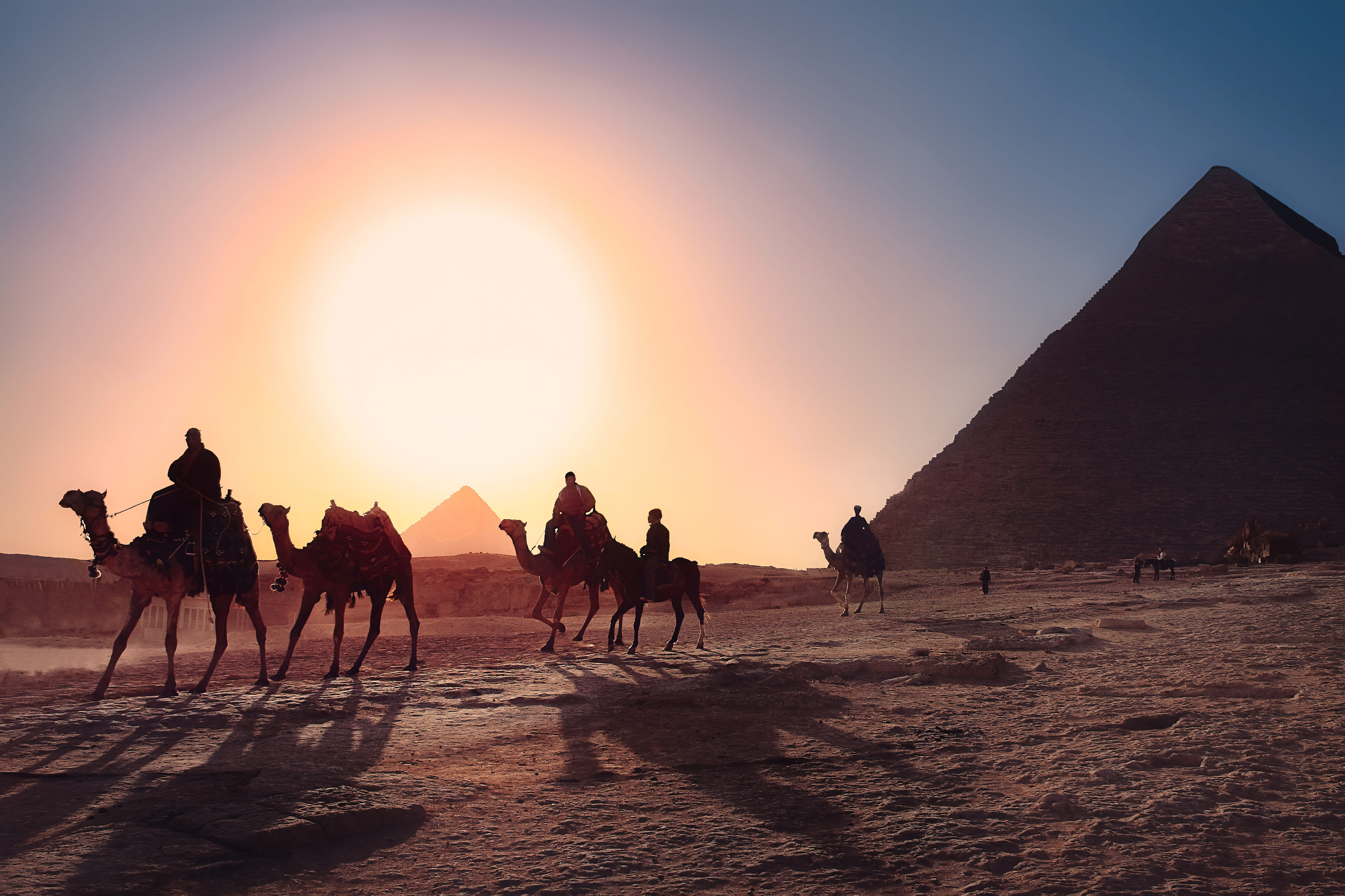 5K, scenics - nature, arid climate, sand, group of people, land, equestrian, animal, beside, persons, al ahram, horse, ocean, sky, camels, pets, water, HD Wallpaper