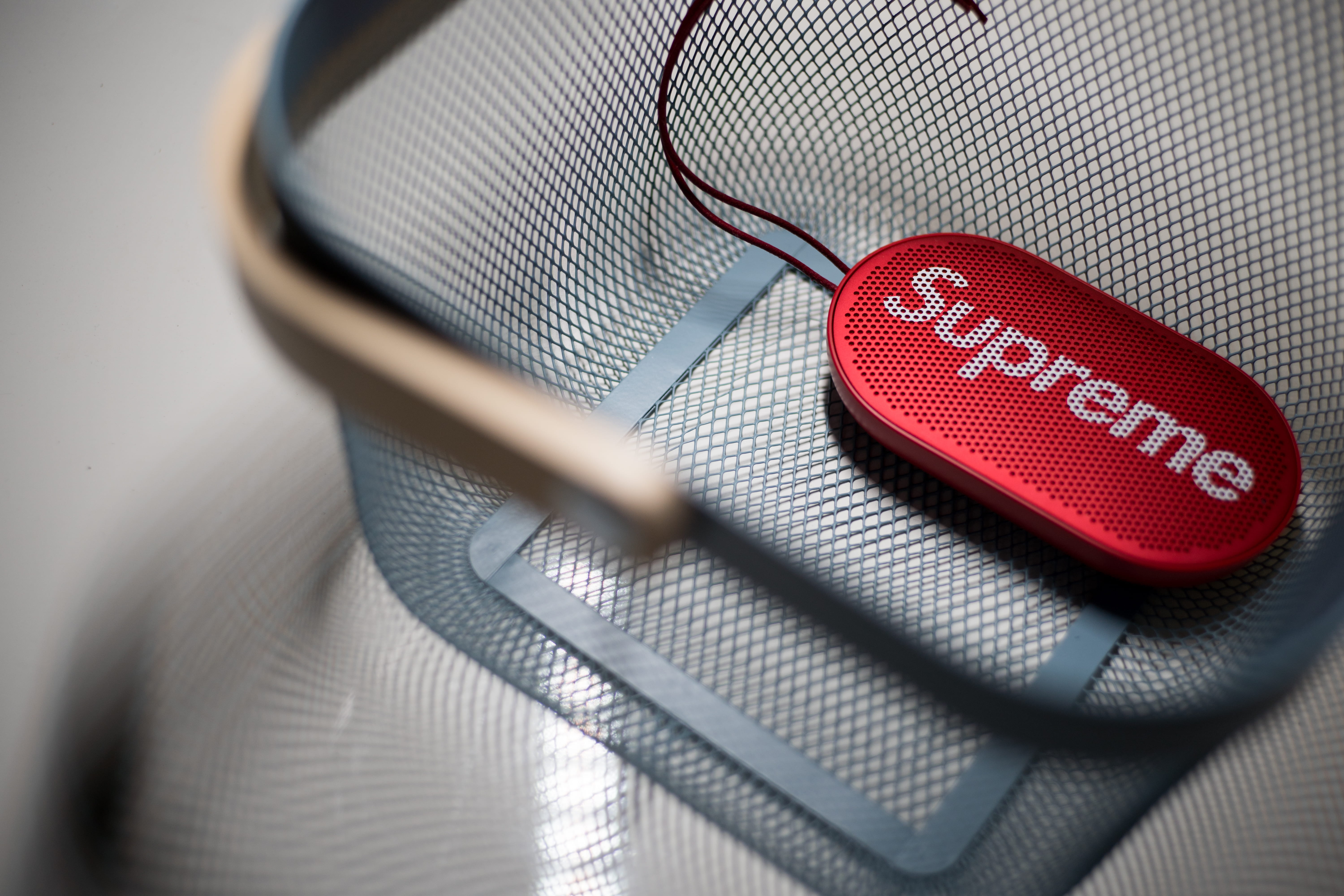 connection, wireless technology, computer, 5K, capital letter, untitled, still life, light, text, speaker, technology, no people, communication, push button, HD Wallpaper