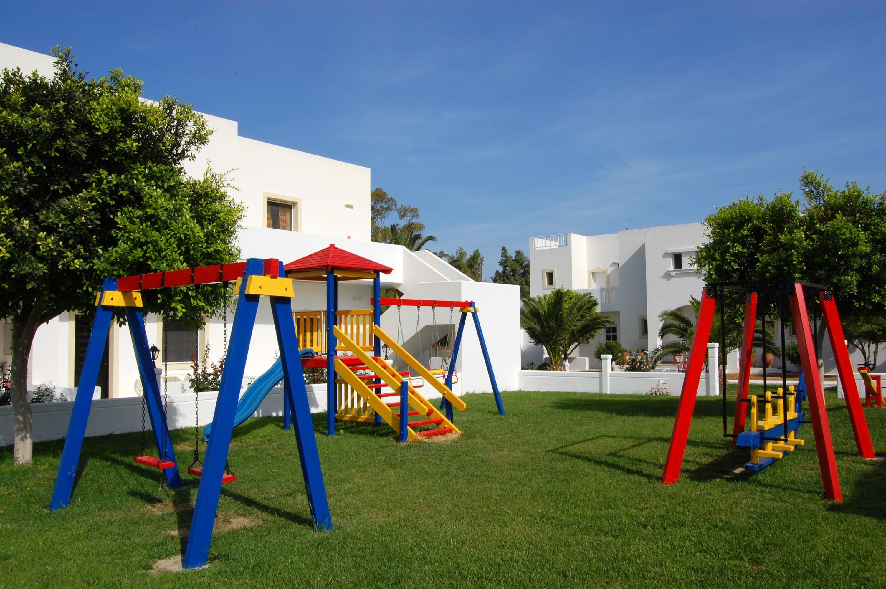 hotel, outdoor play equipment, sky, green color, architecture, plant, building exterior, land, sunlight, nature, 2K, jungle gym, grass, outdoors, field, HD Wallpaper